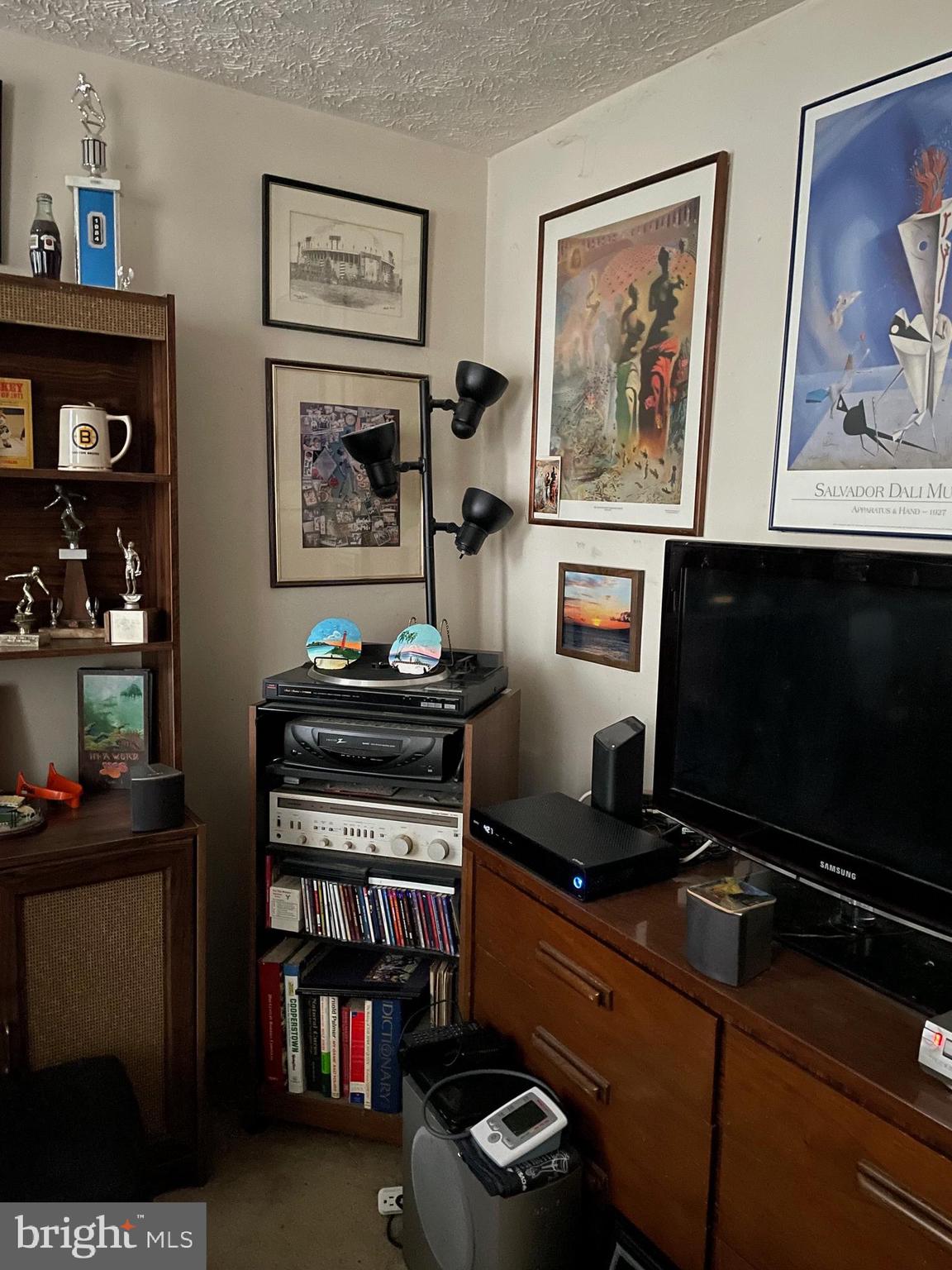 WOODBRIDGE - Residential