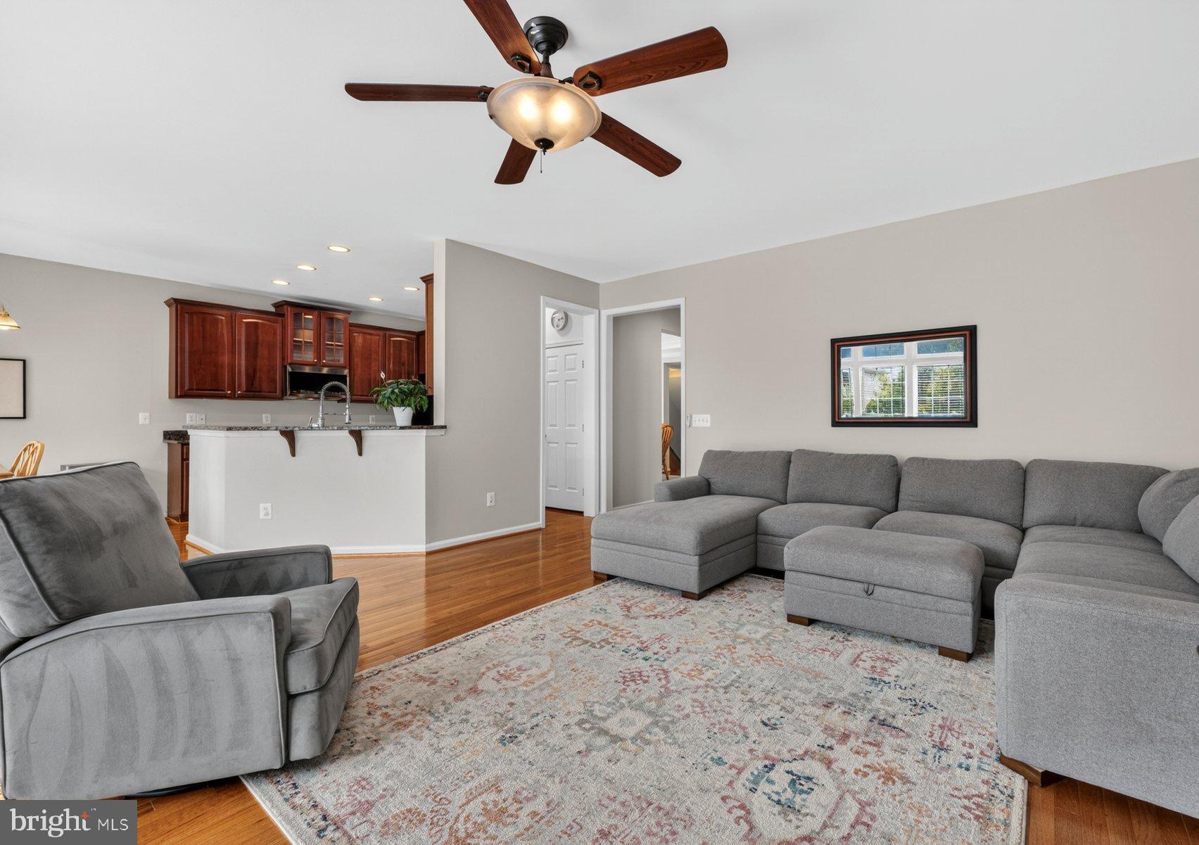 7996 ALMEDA COURT
