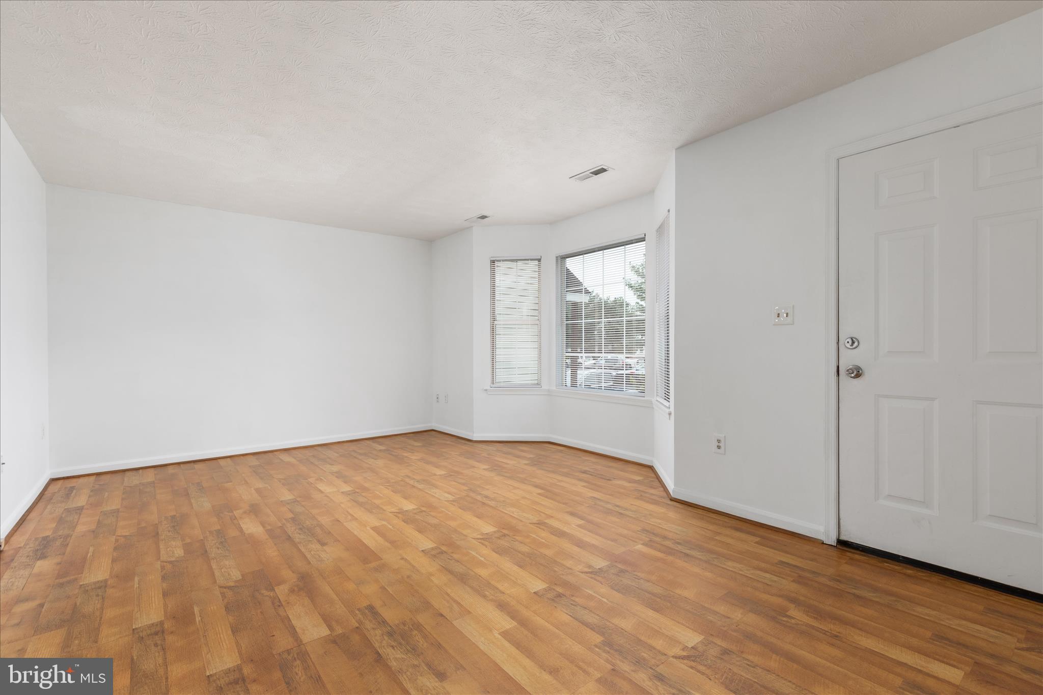MUSSELMAN SQUARE - Residential