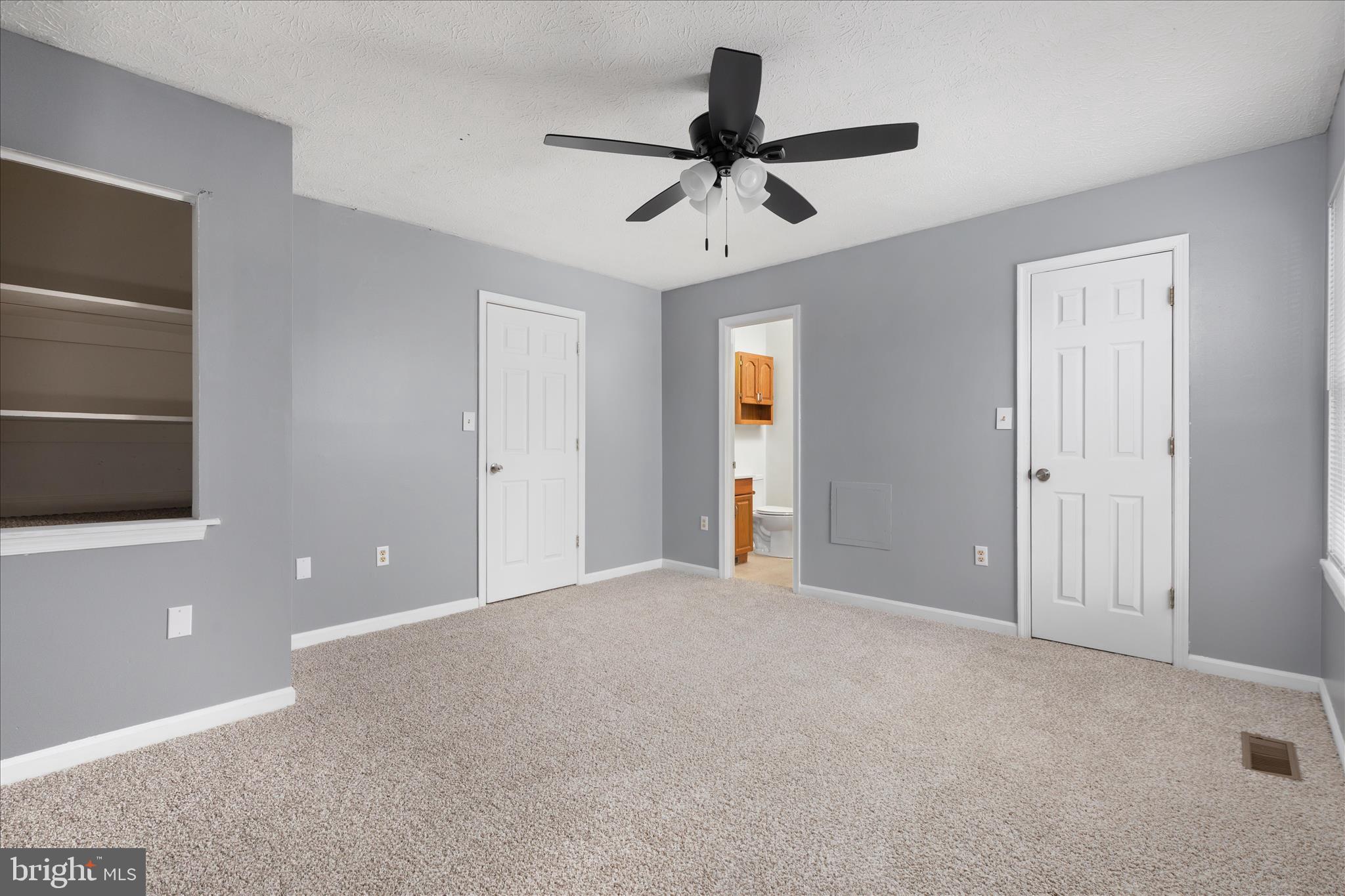 MUSSELMAN SQUARE - Residential