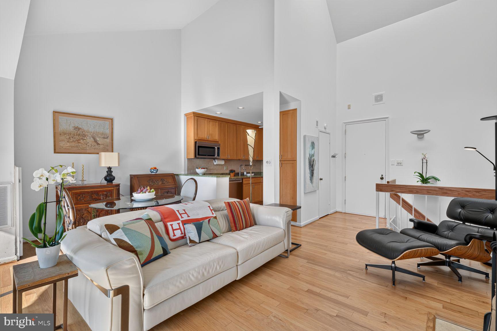 3225 GRACE STREET NW 202