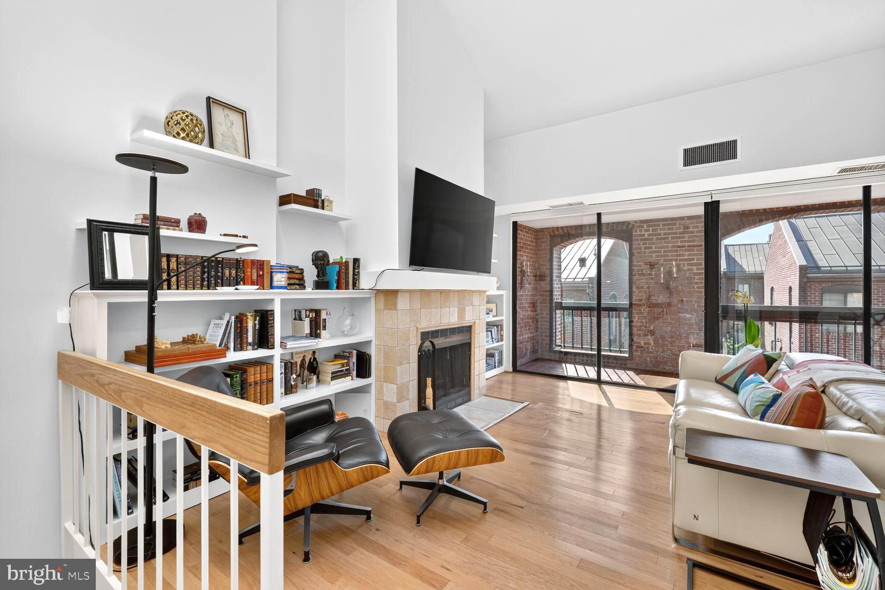 3225 GRACE STREET NW 202