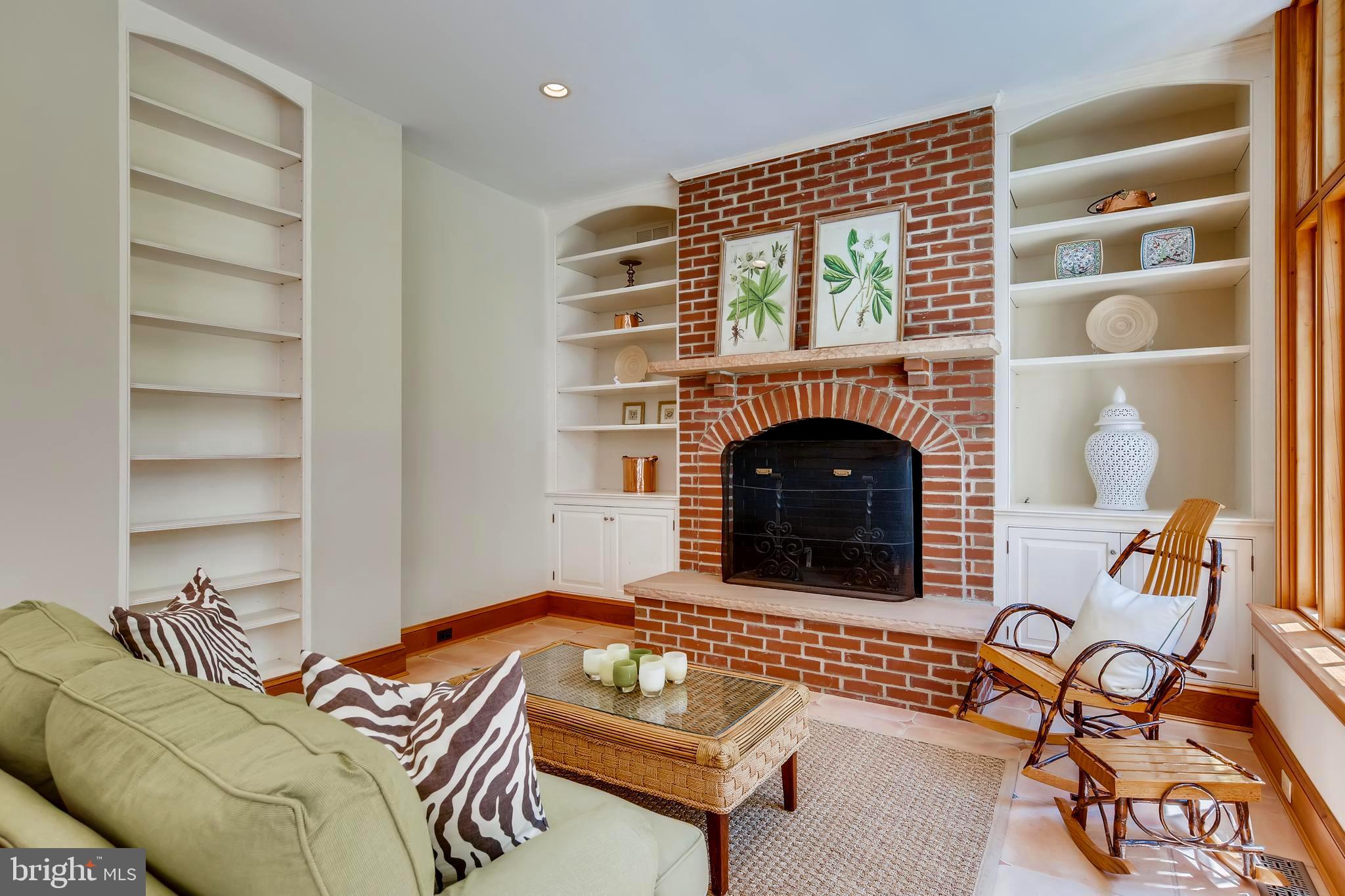 CAVES VALLEY - Residential