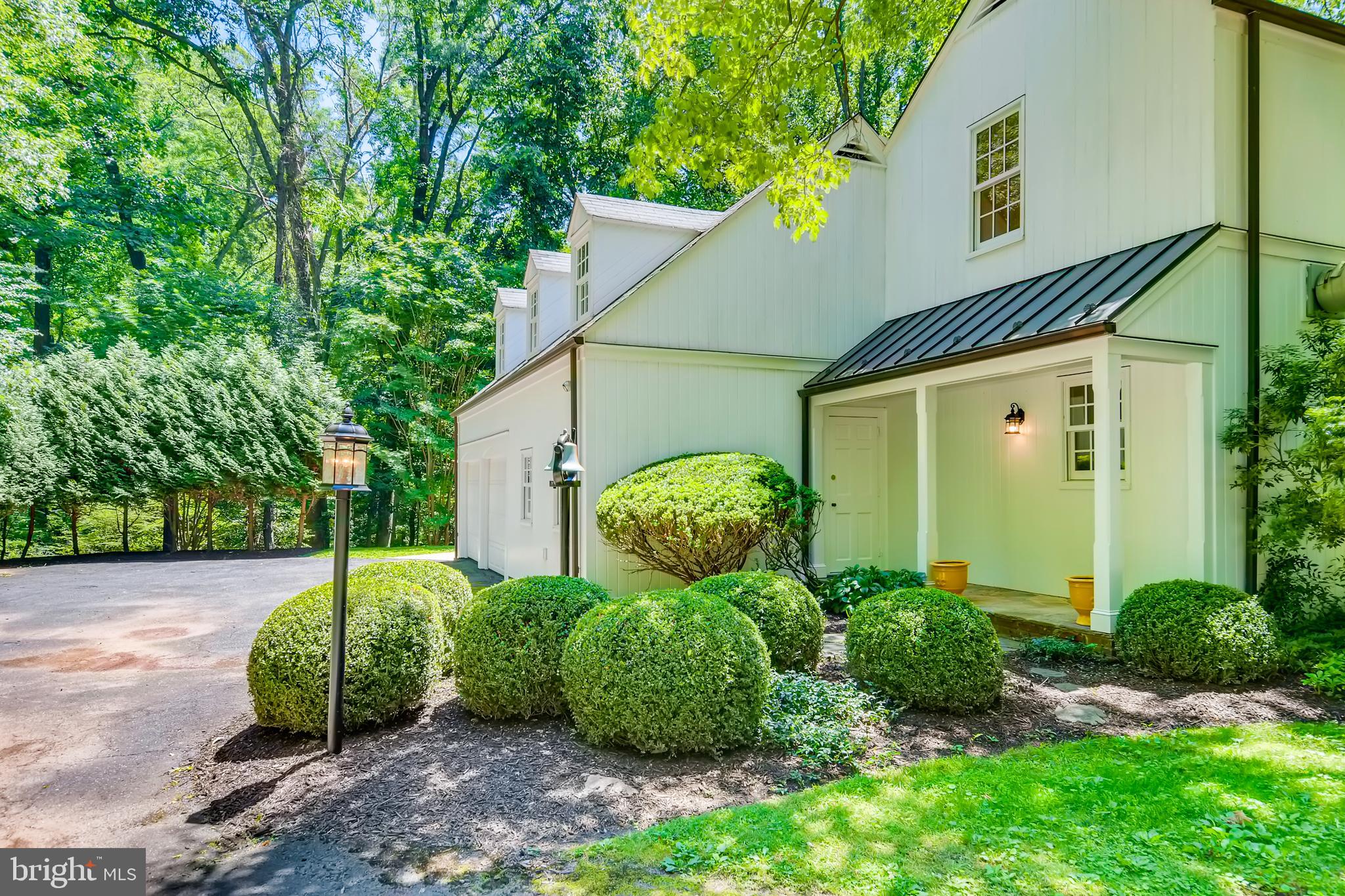 CAVES VALLEY - Residential