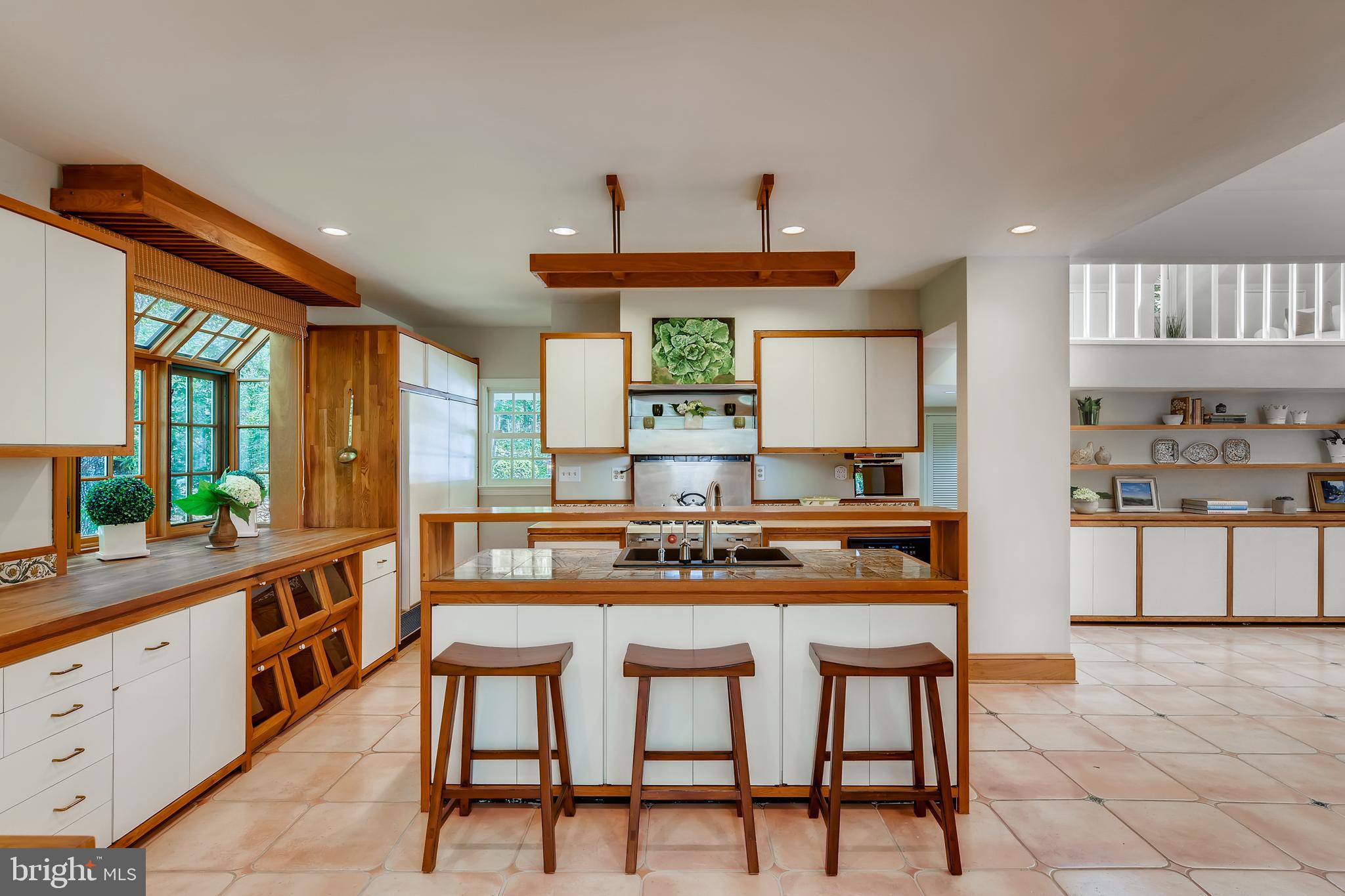 CAVES VALLEY - Residential