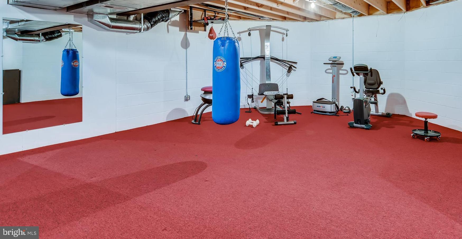 CAVES VALLEY - Residential