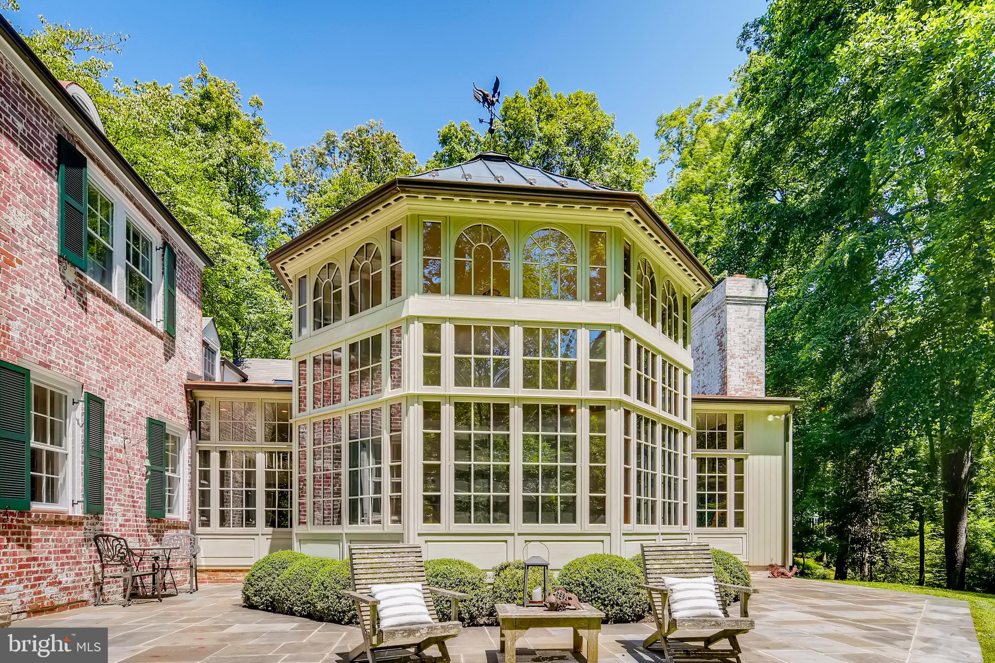 CAVES VALLEY - Residential