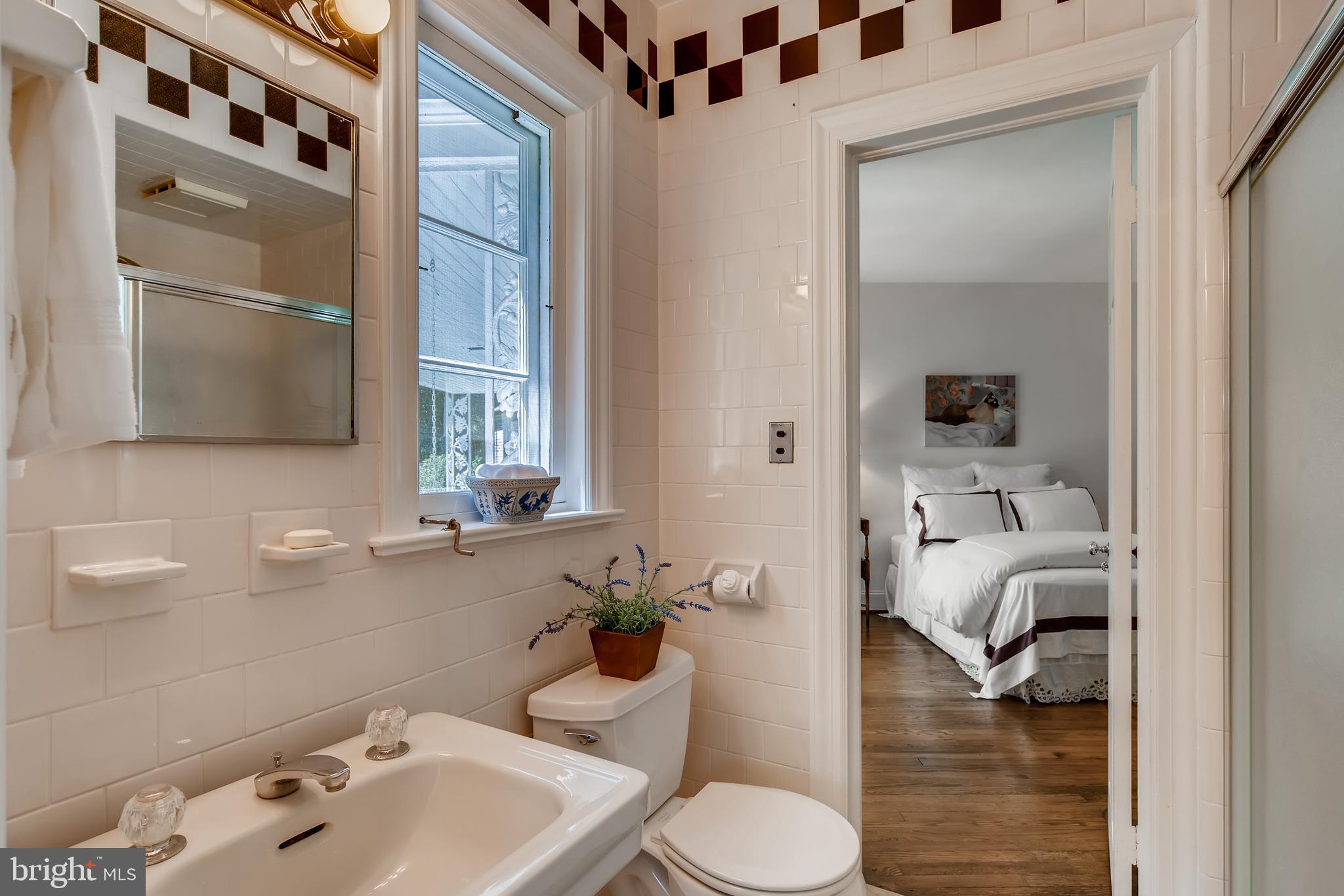 CAVES VALLEY - Residential