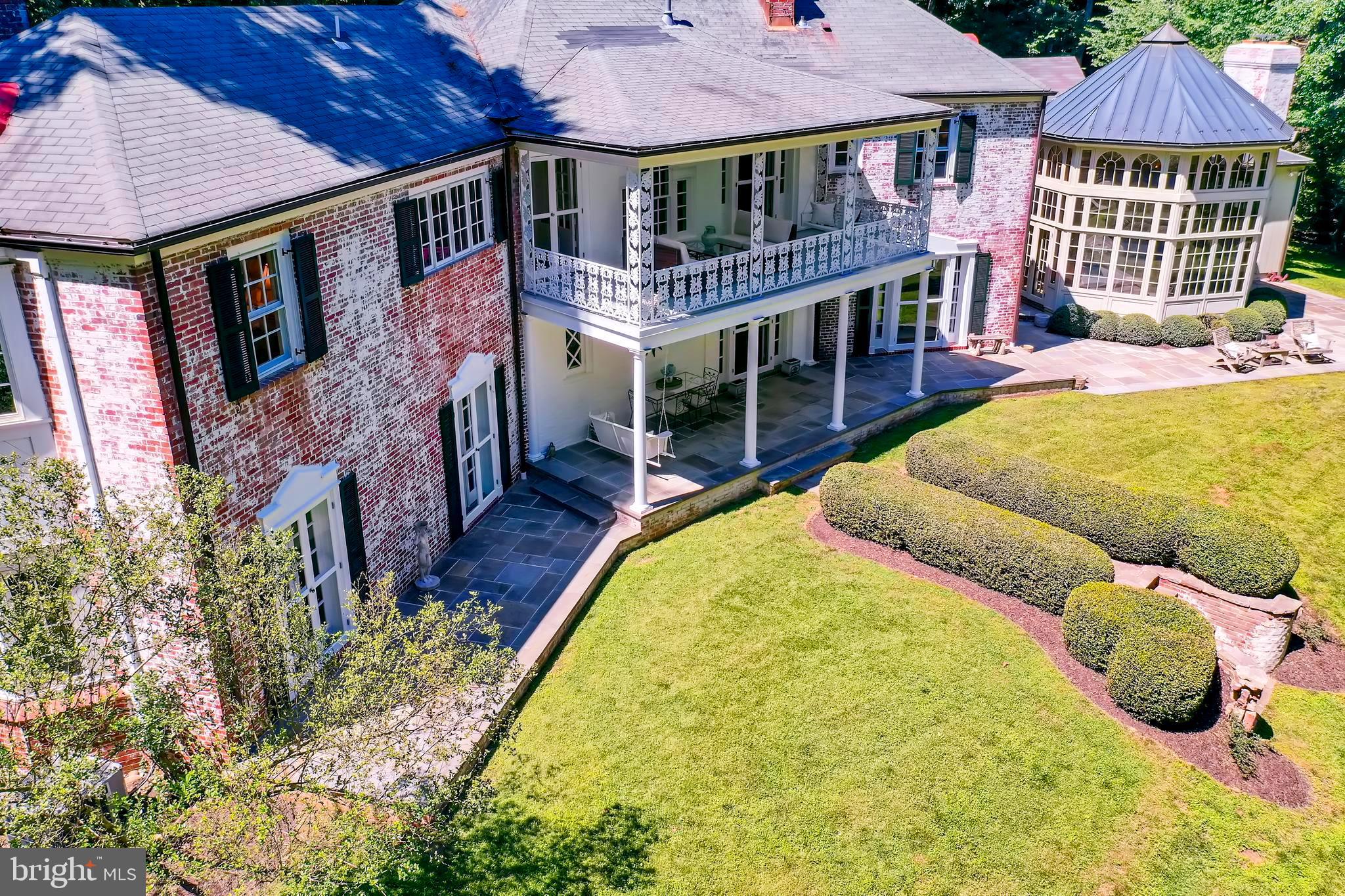 CAVES VALLEY - Residential