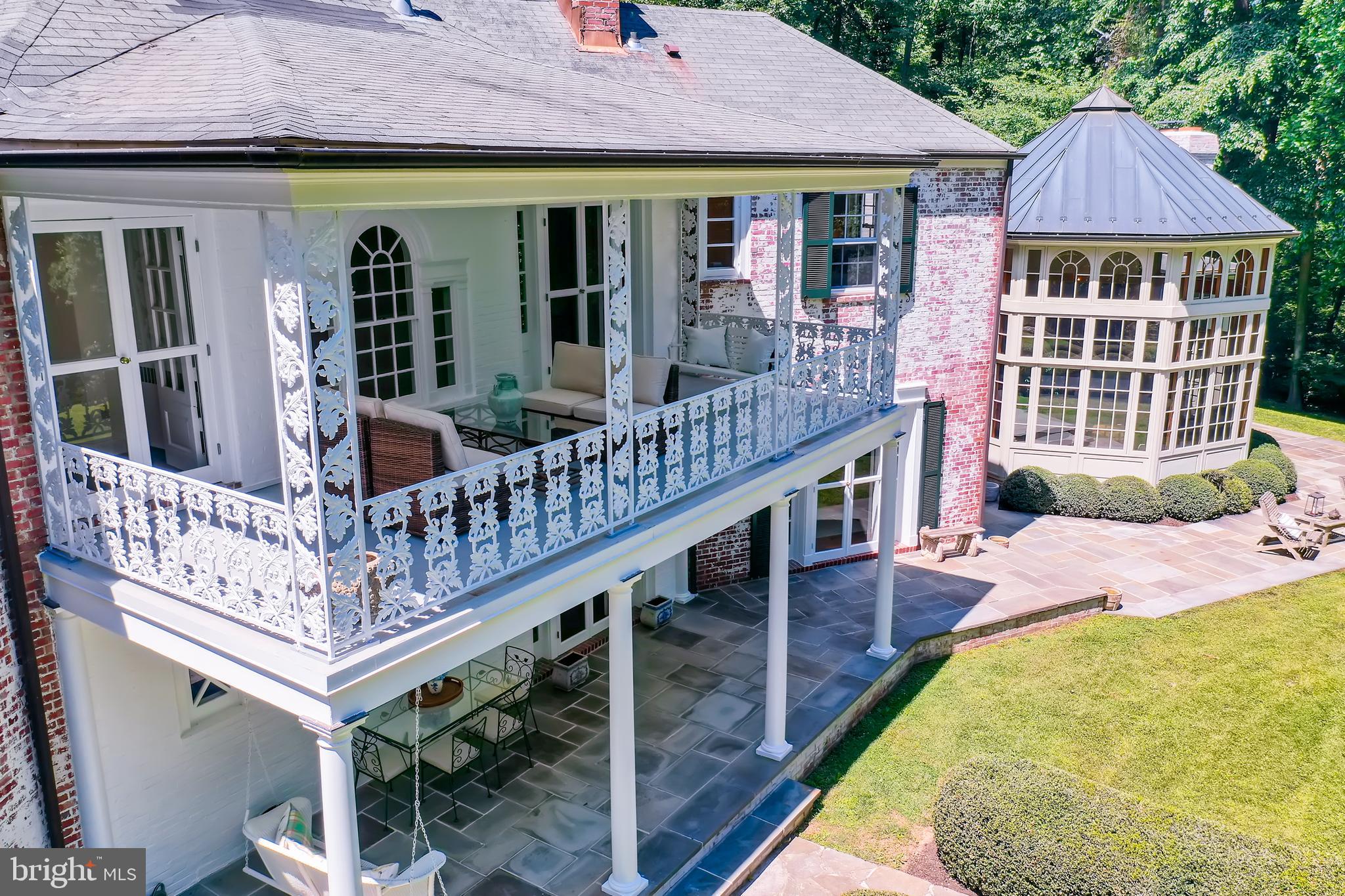 CAVES VALLEY - Residential