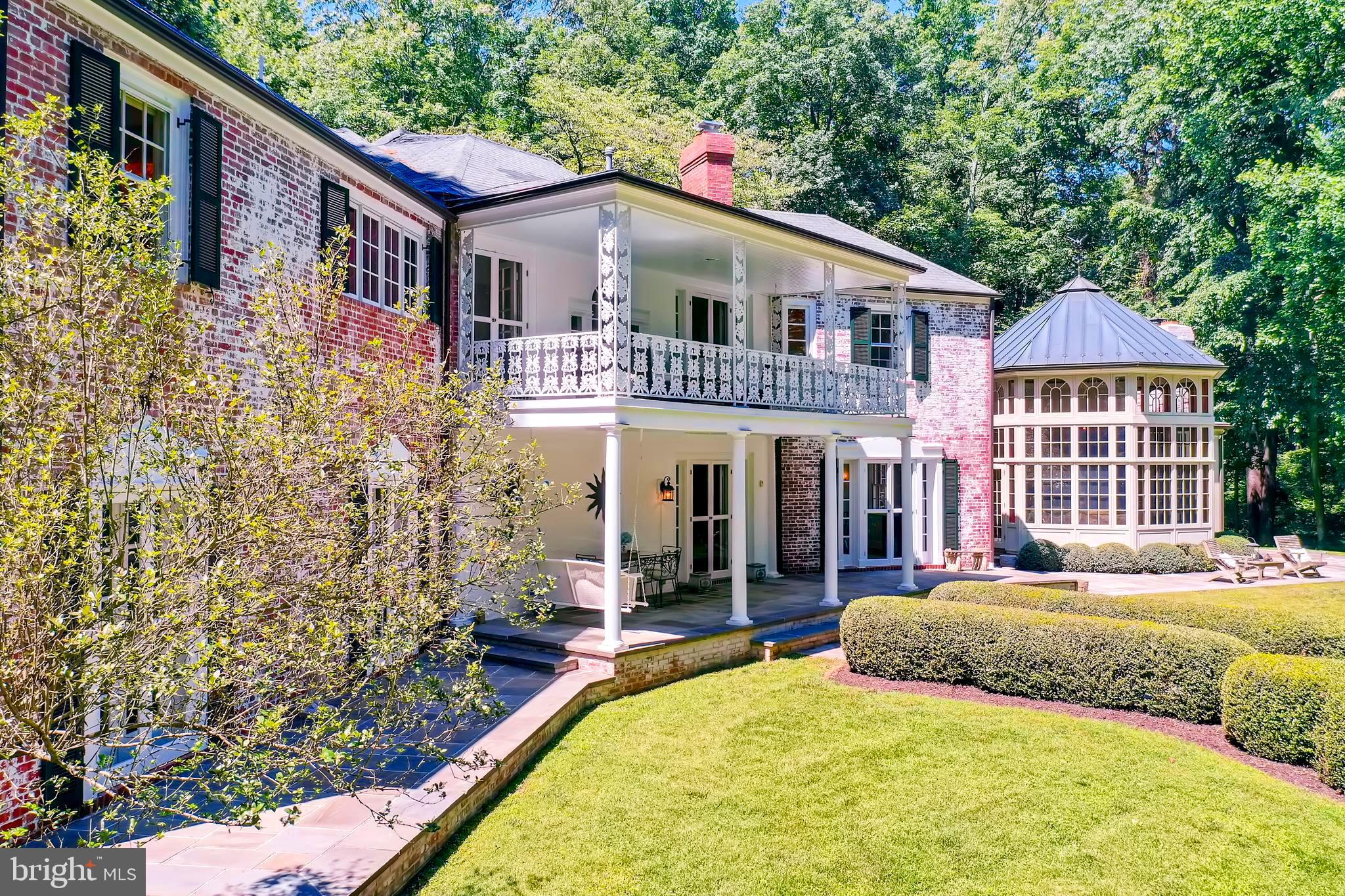 CAVES VALLEY - Residential