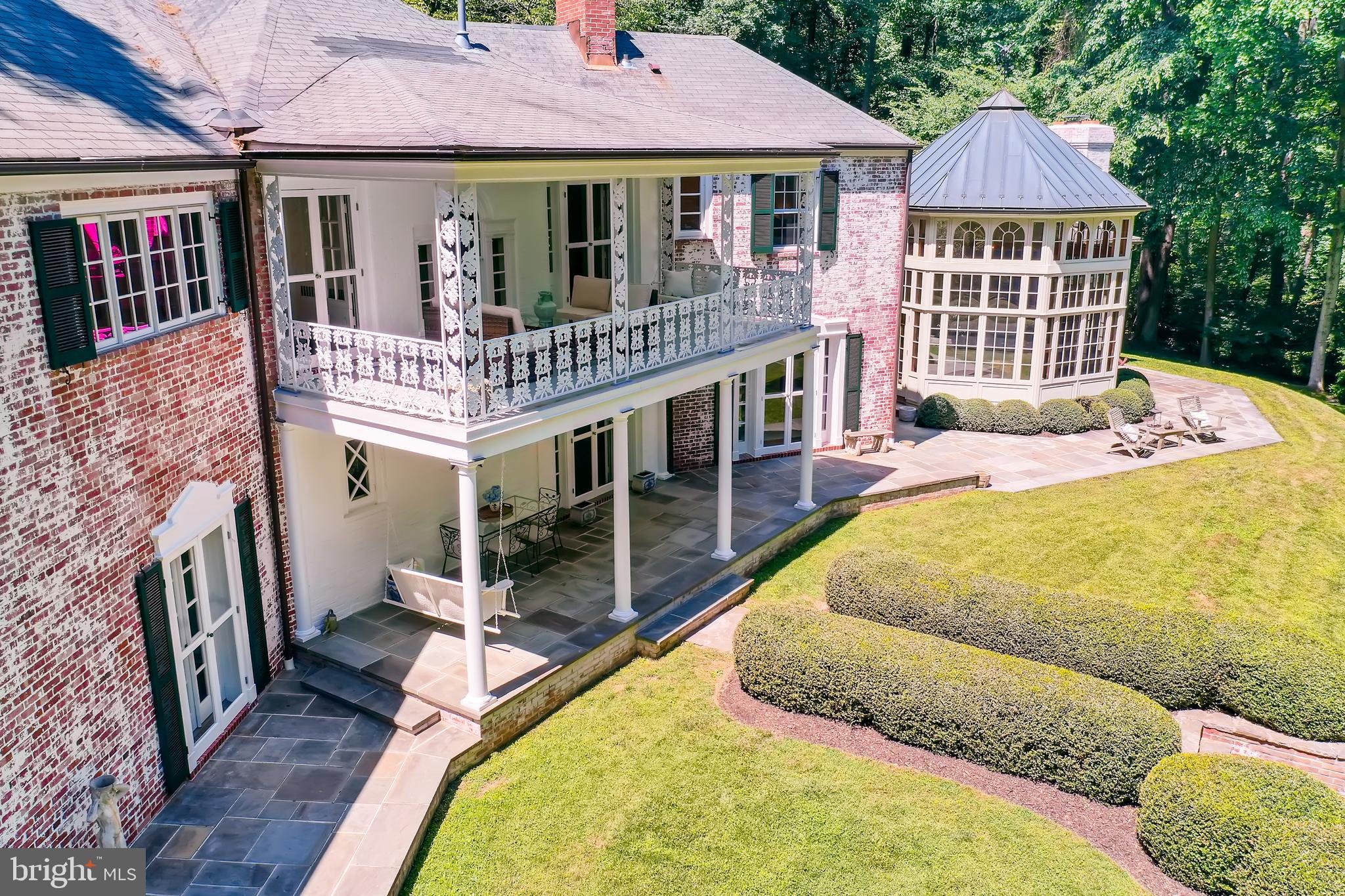 CAVES VALLEY - Residential