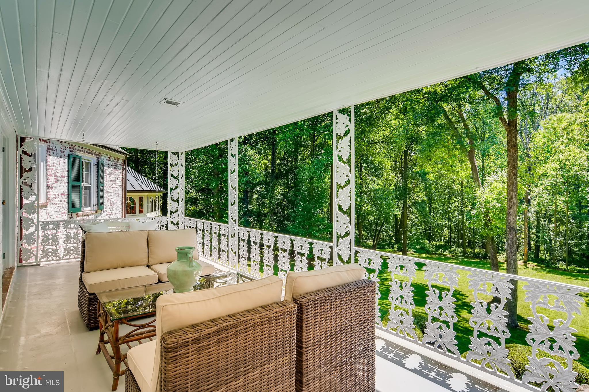 CAVES VALLEY - Residential