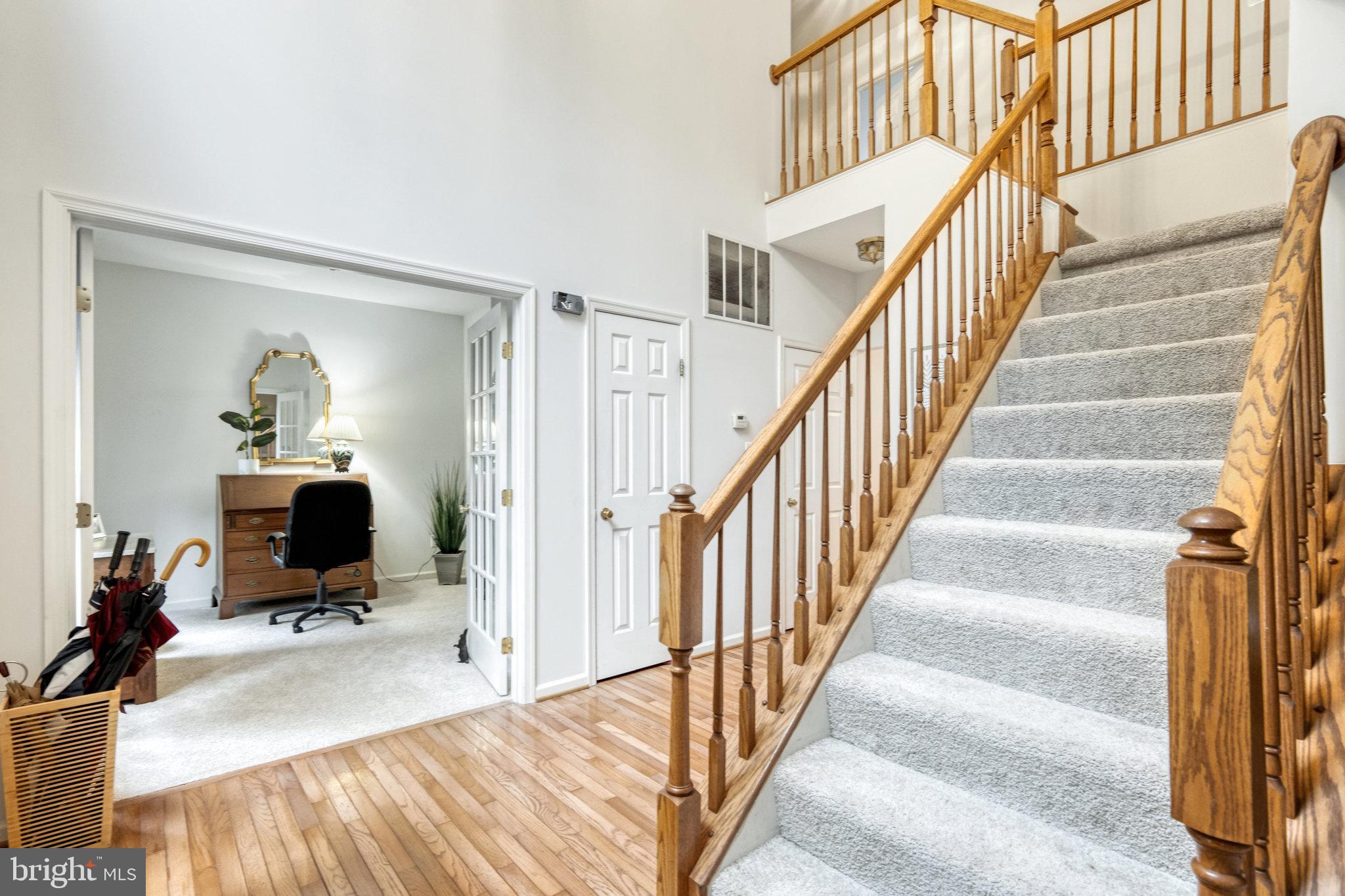 SOUTH RIDING - Residential