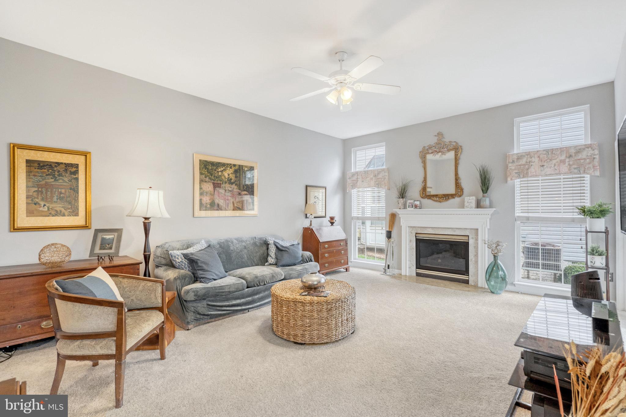 SOUTH RIDING - Residential