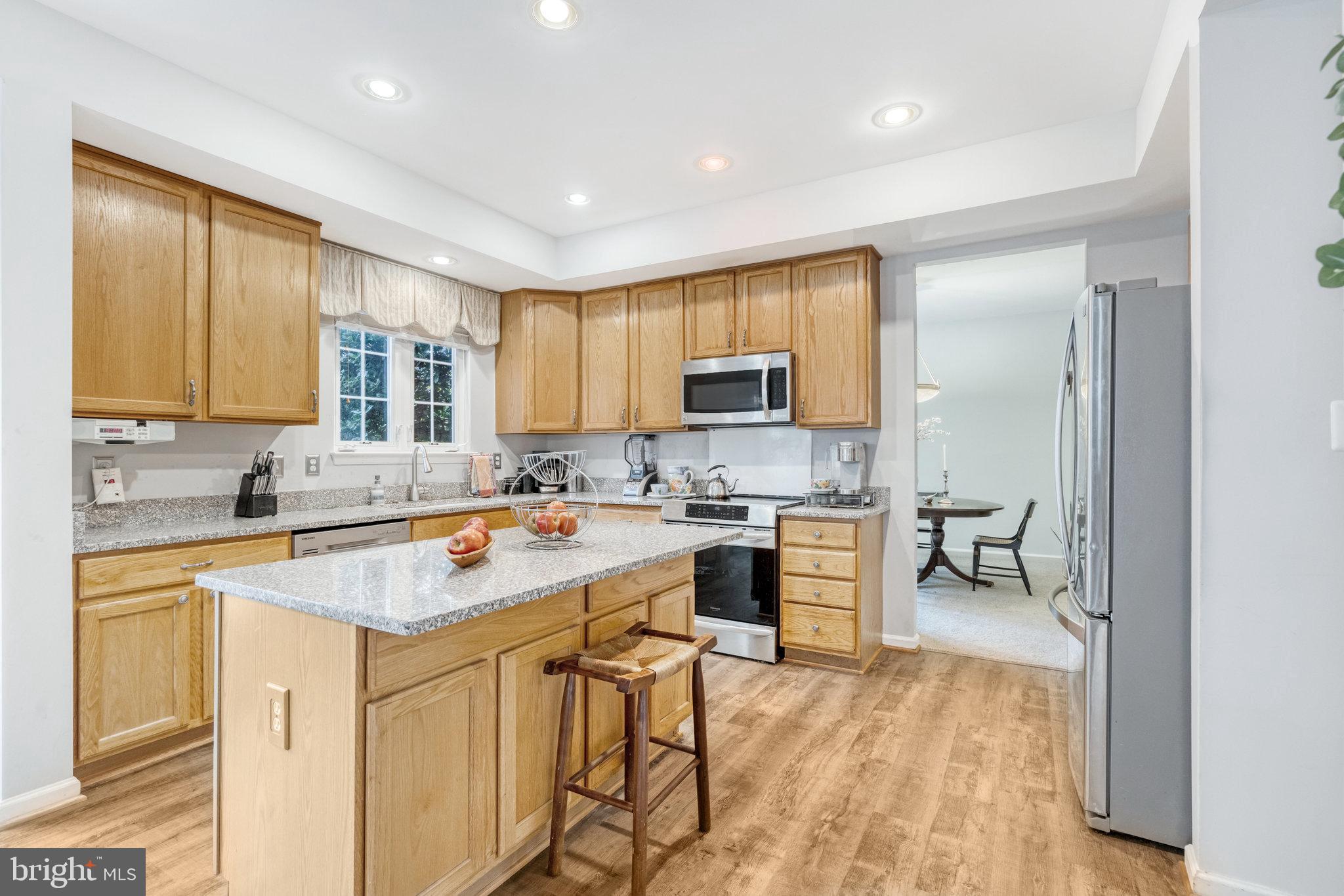 SOUTH RIDING - Residential