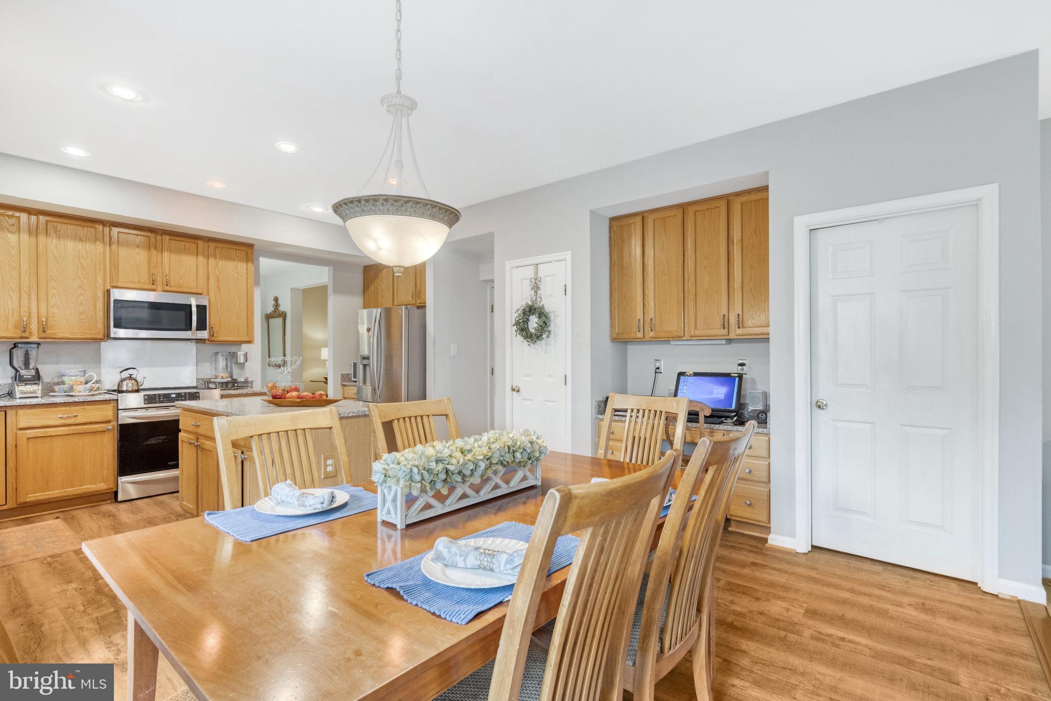 SOUTH RIDING - Residential