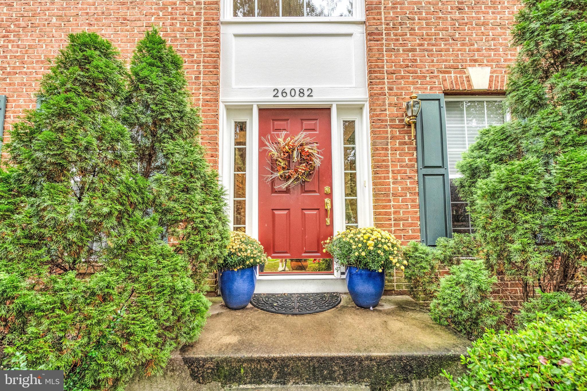 SOUTH RIDING - Residential