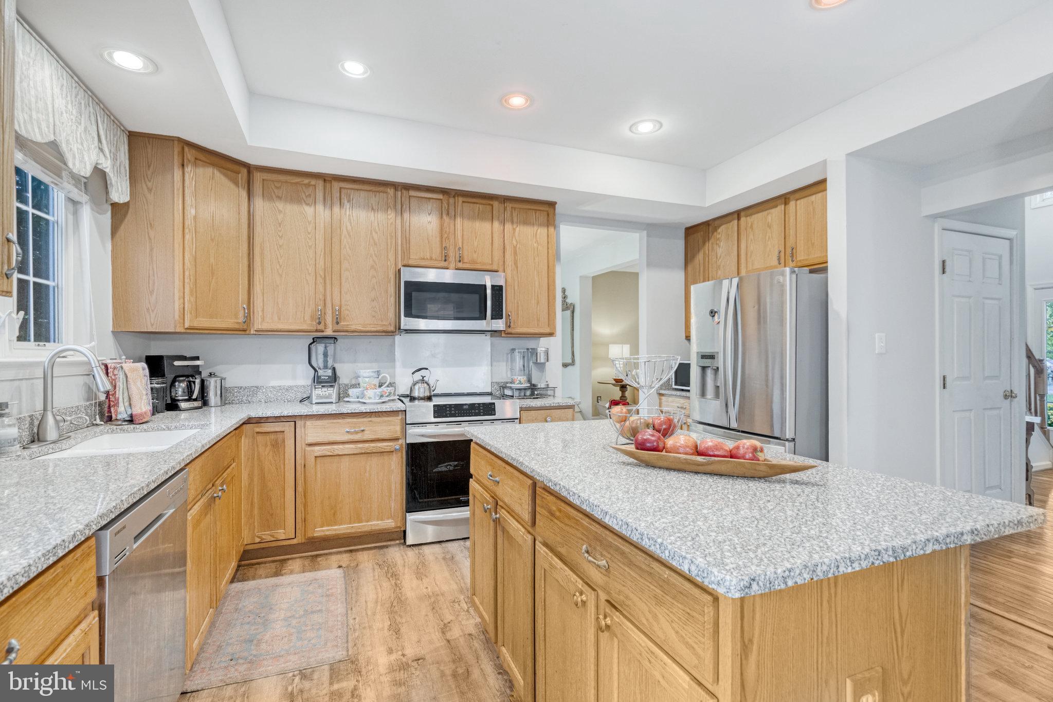 SOUTH RIDING - Residential