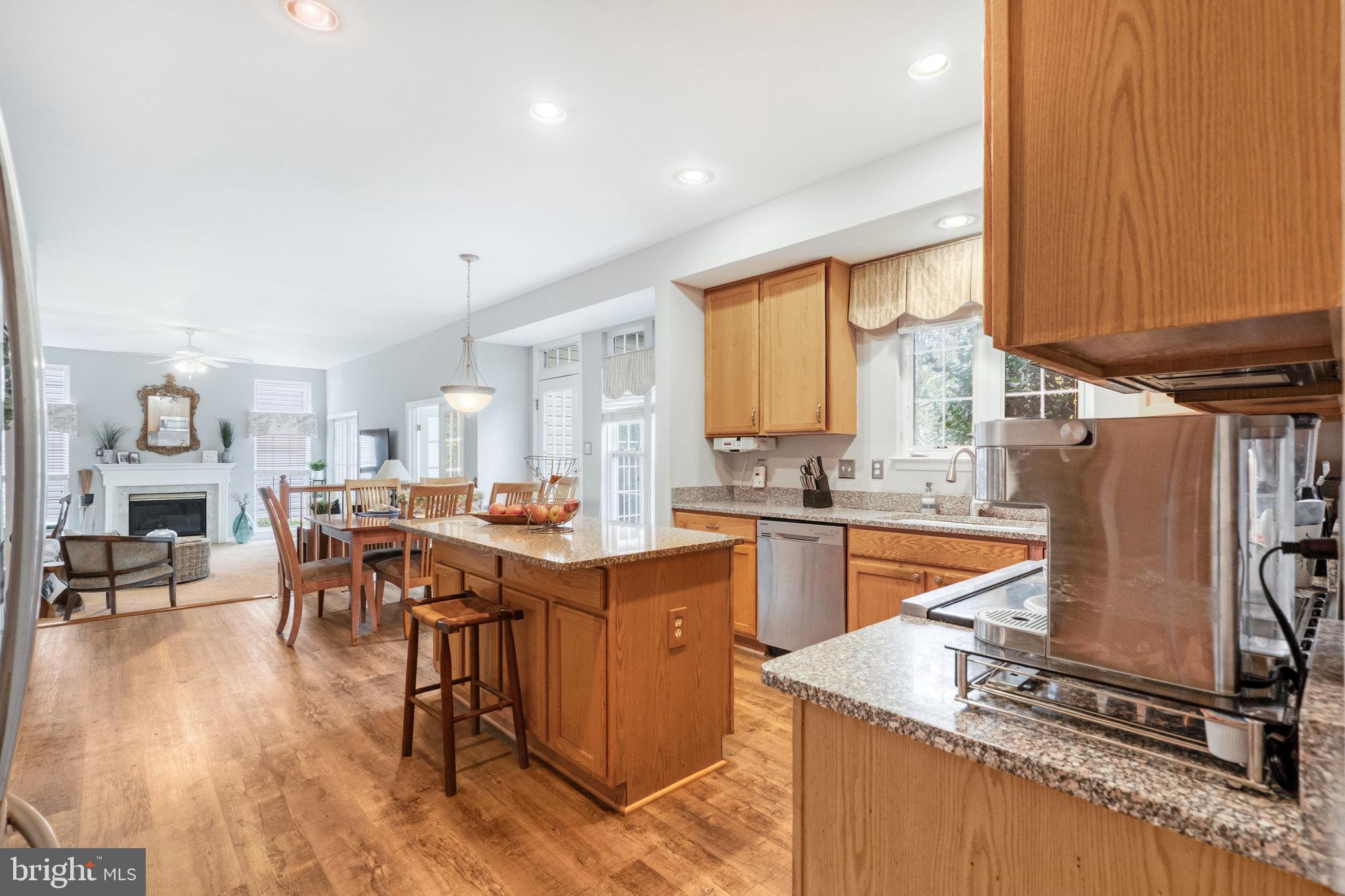 SOUTH RIDING - Residential