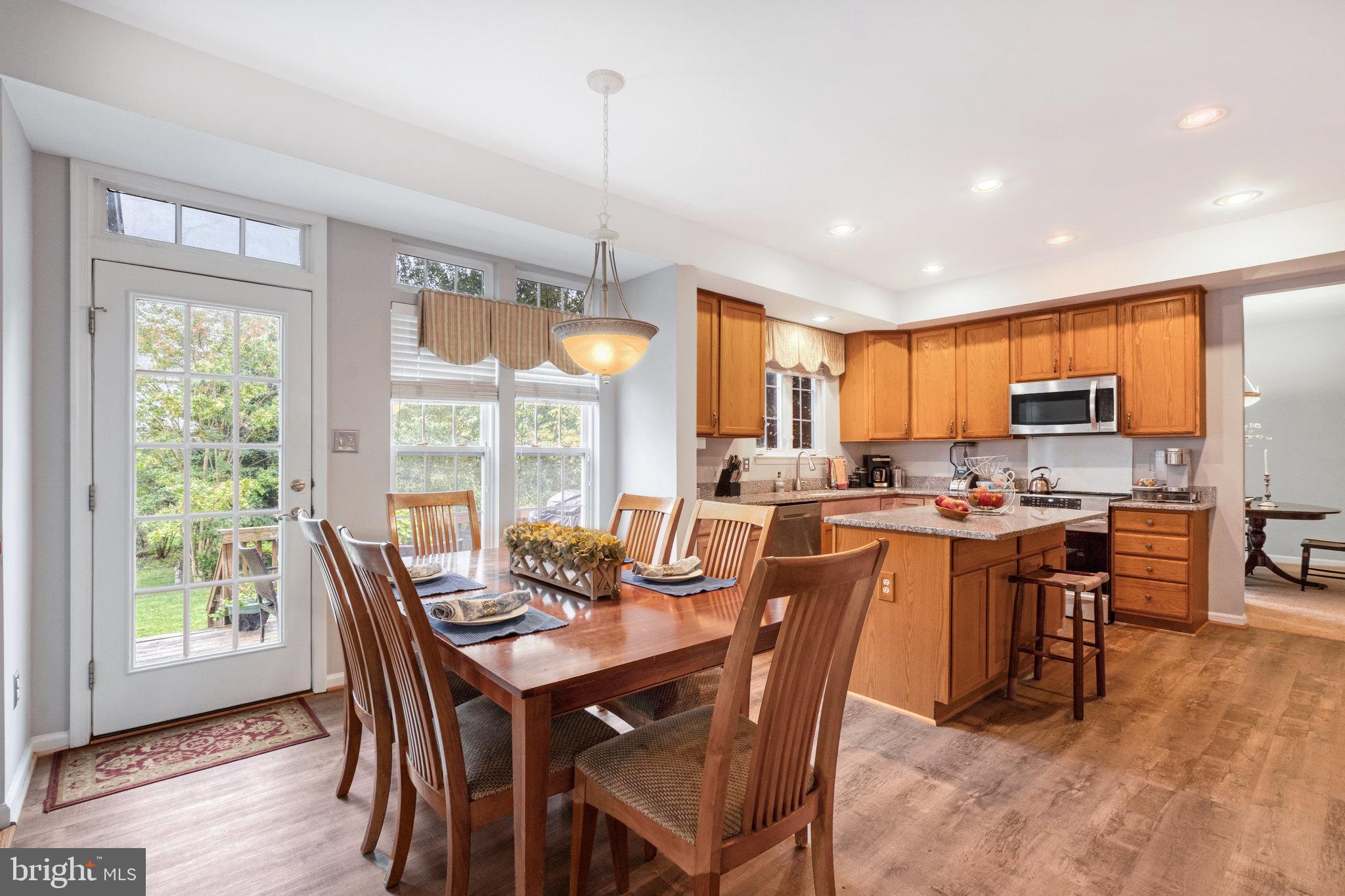 SOUTH RIDING - Residential