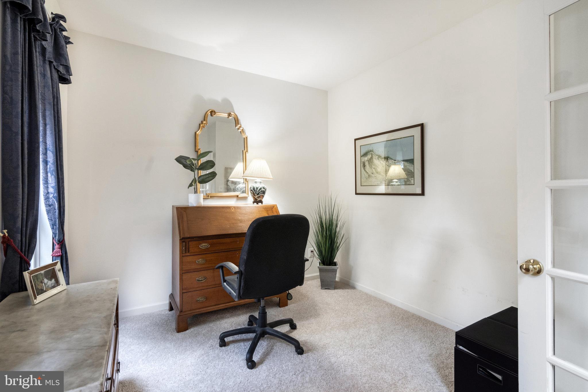 SOUTH RIDING - Residential