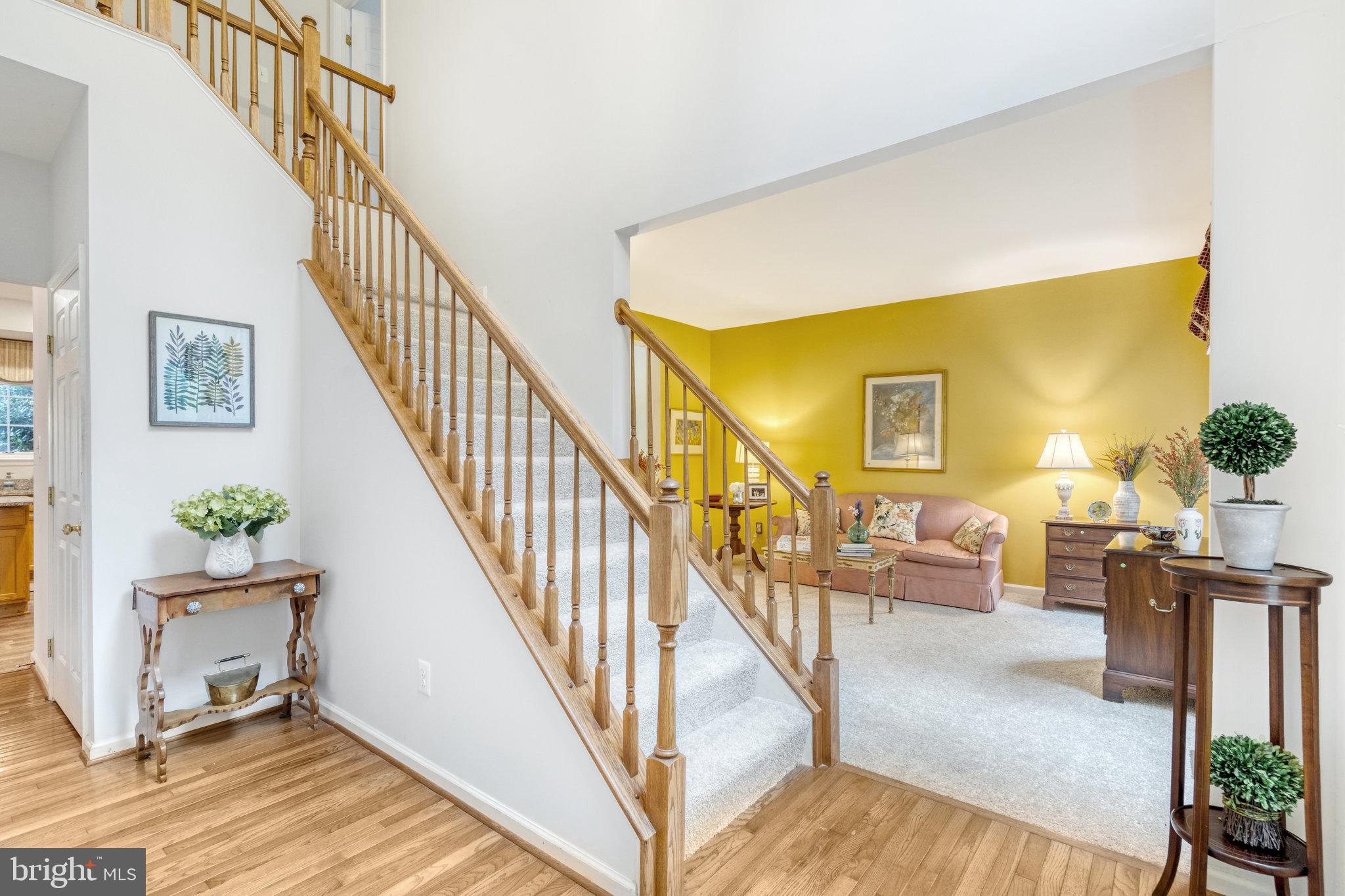 SOUTH RIDING - Residential