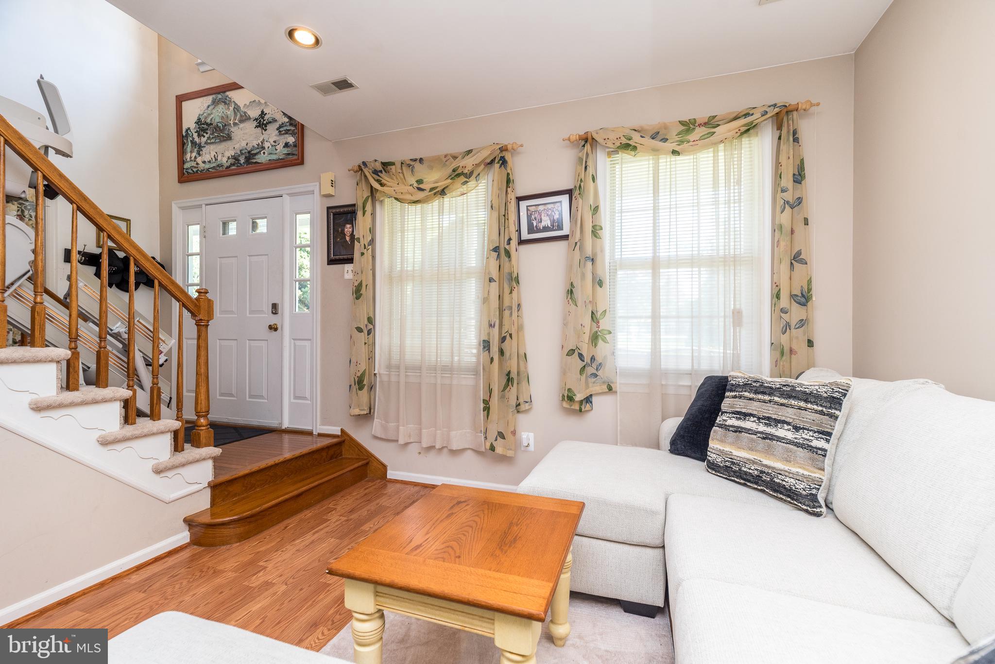 215 HIBISCUS DRIVE