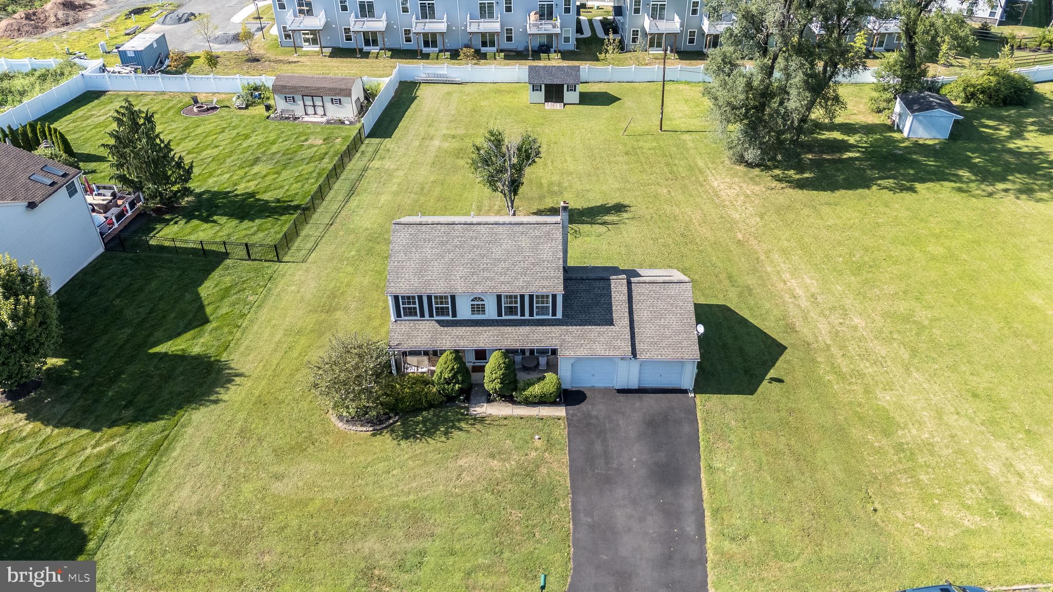 215 HIBISCUS DRIVE
