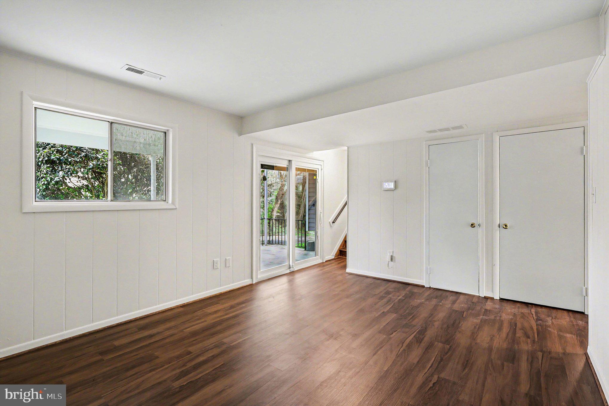 WHITFIELD GARDENS - Residential