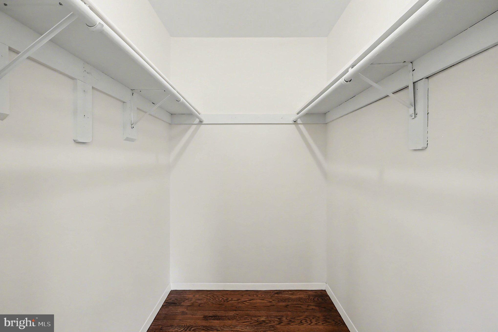 WHITFIELD GARDENS - Residential