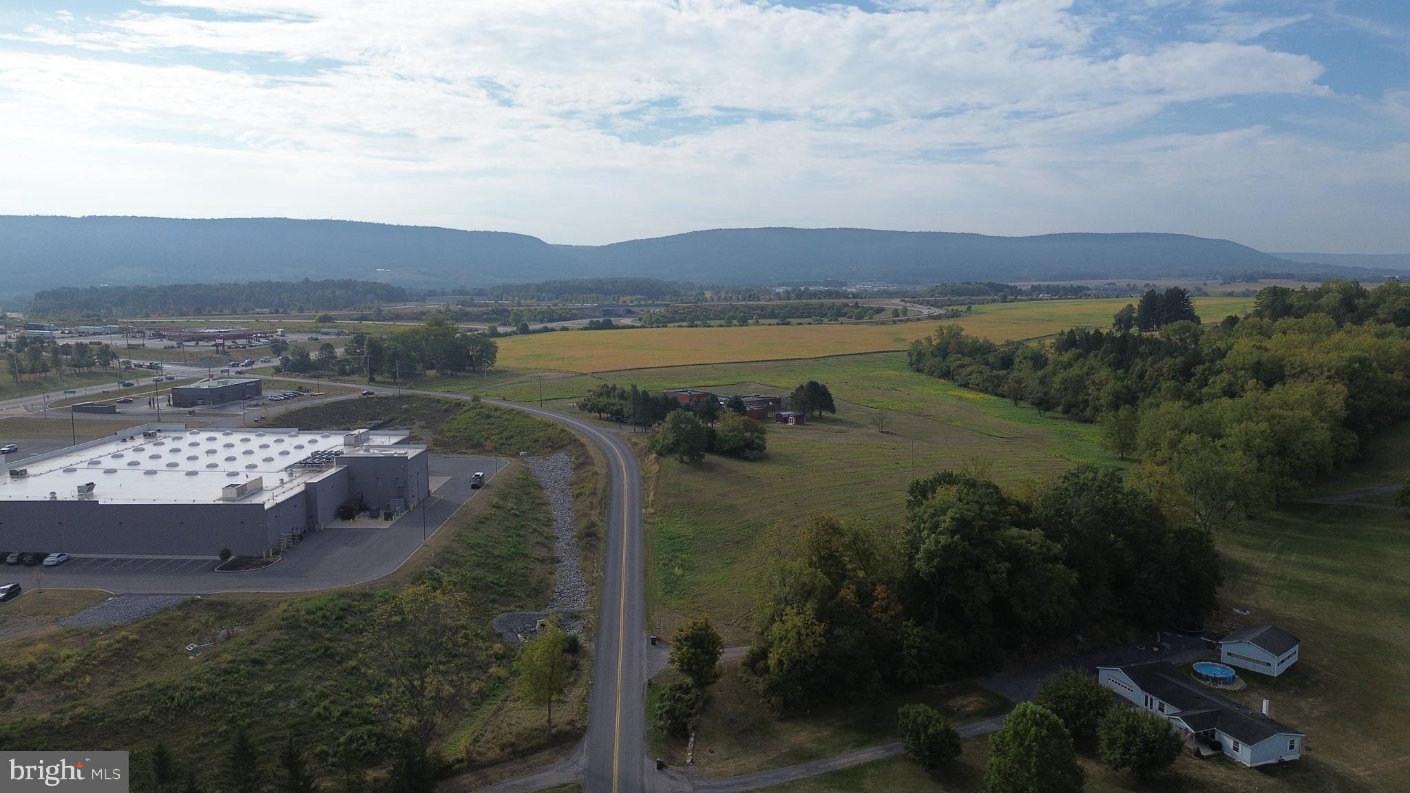 FISHERMANS PARADISE - Commercial Sale