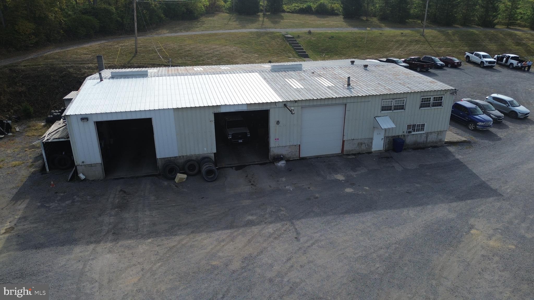 FISHERMANS PARADISE - Commercial Sale