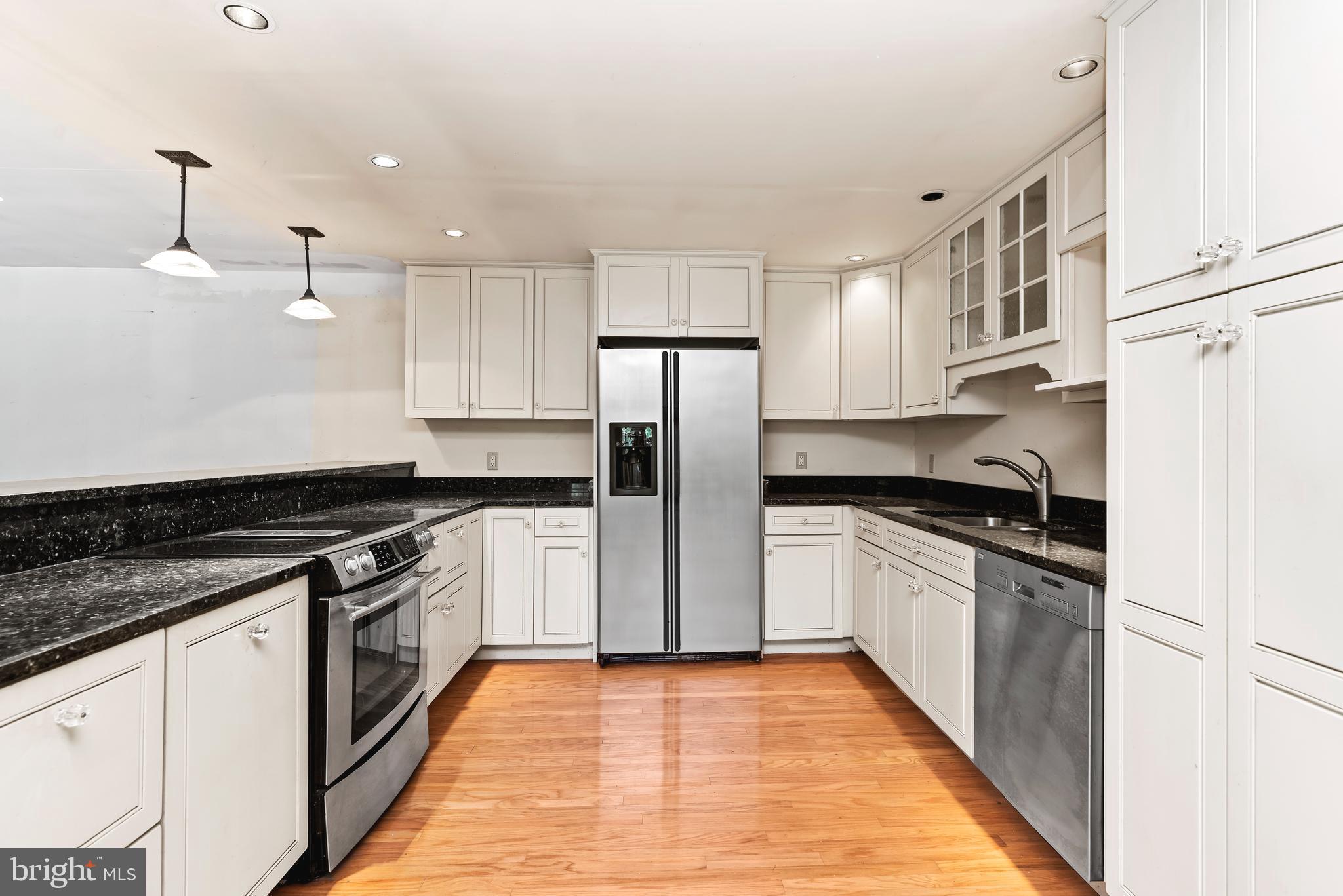 FAIRVIEW - Residential