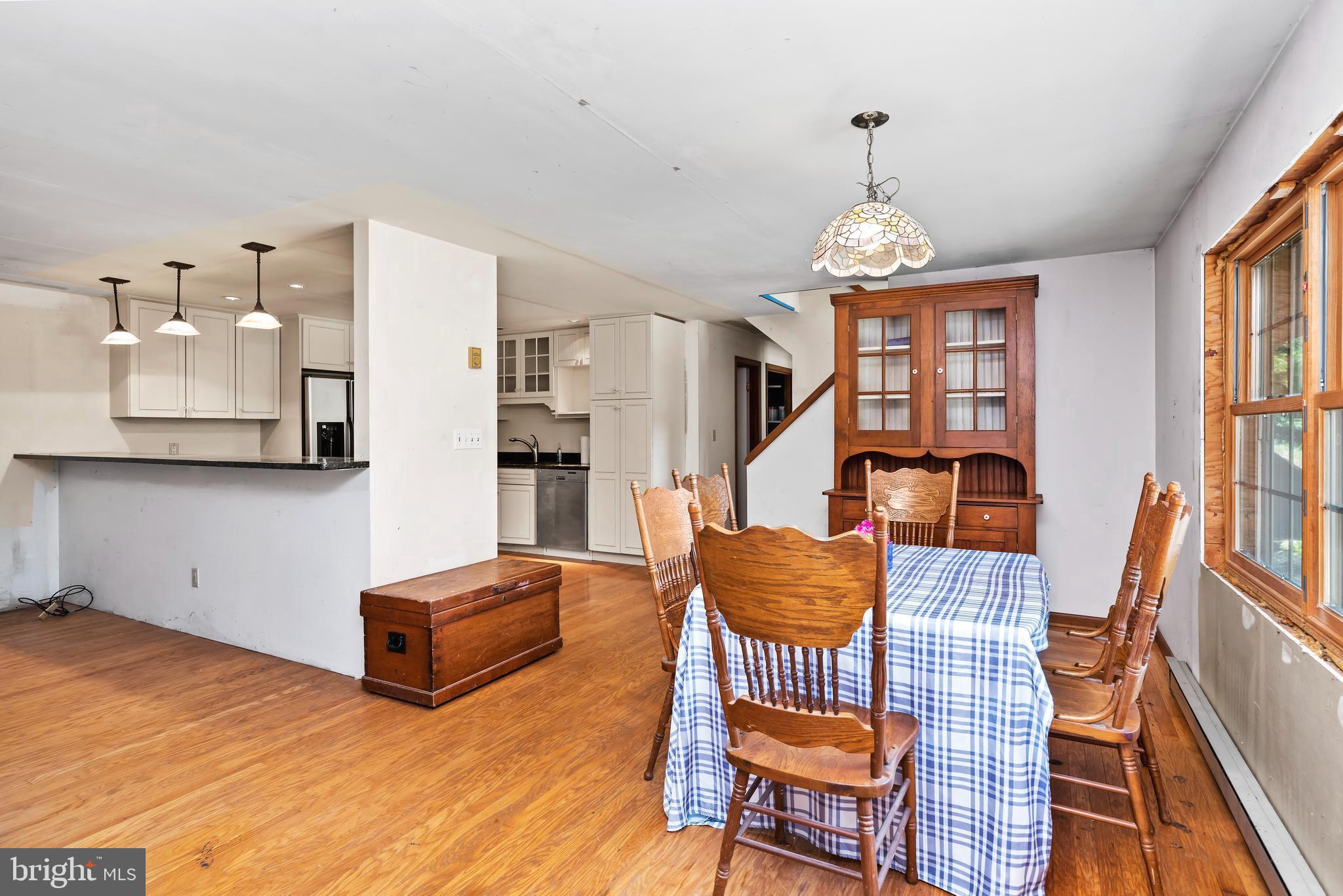 FAIRVIEW - Residential