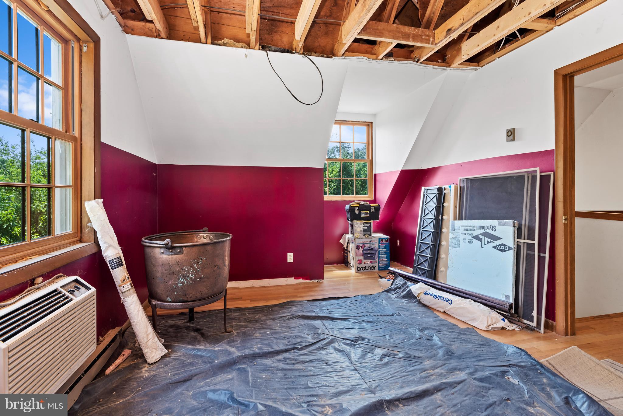 FAIRVIEW - Residential