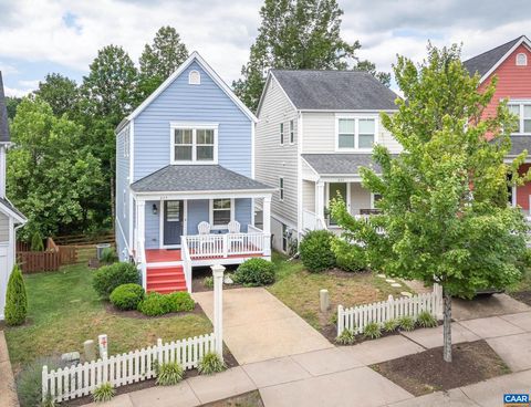 Homes For Sale - 257 Huntley Ave Ave<br/> CHARLOTTESVILLE, VA 22903