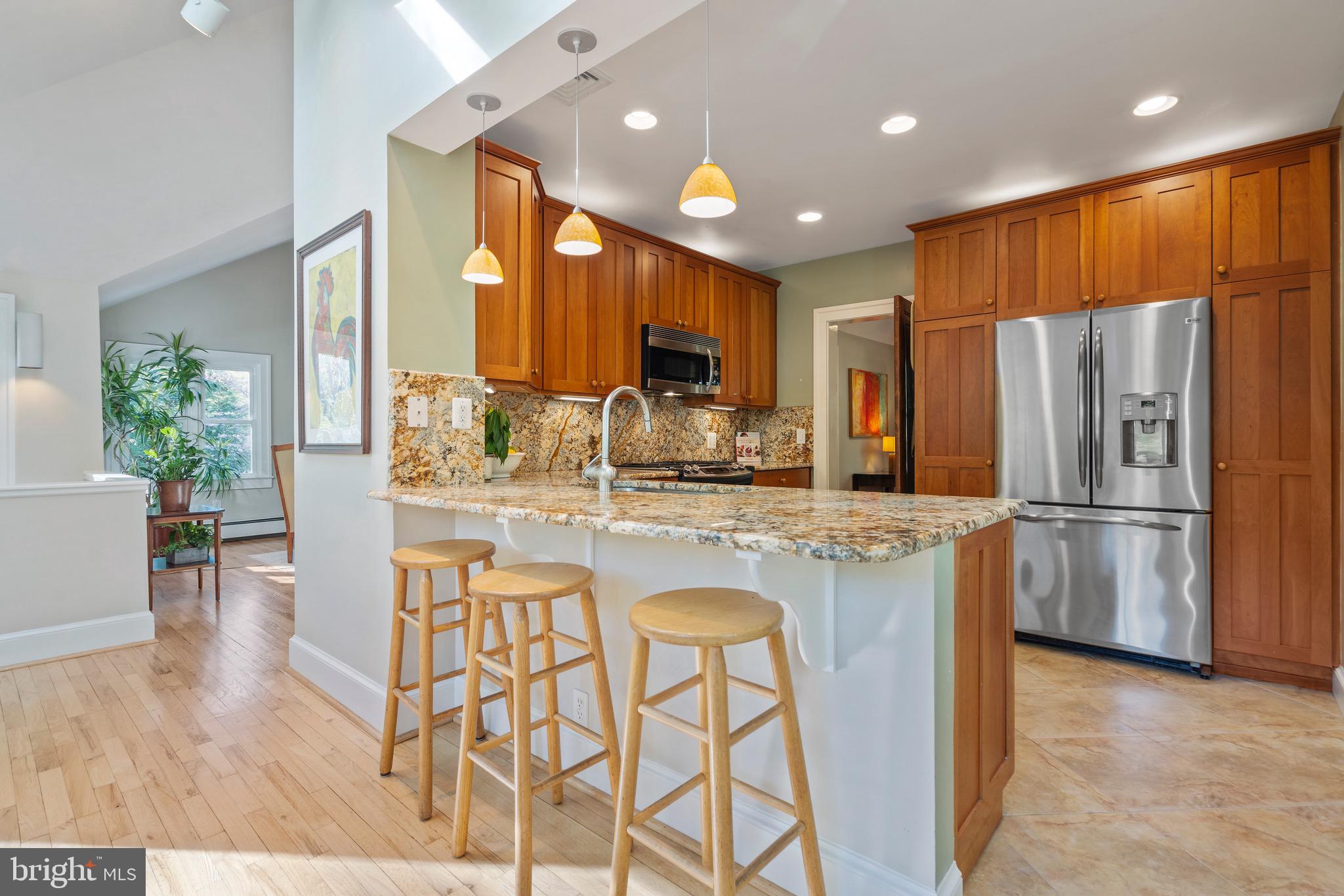 DOVER BALMORAL RIVERWOOD - Residential