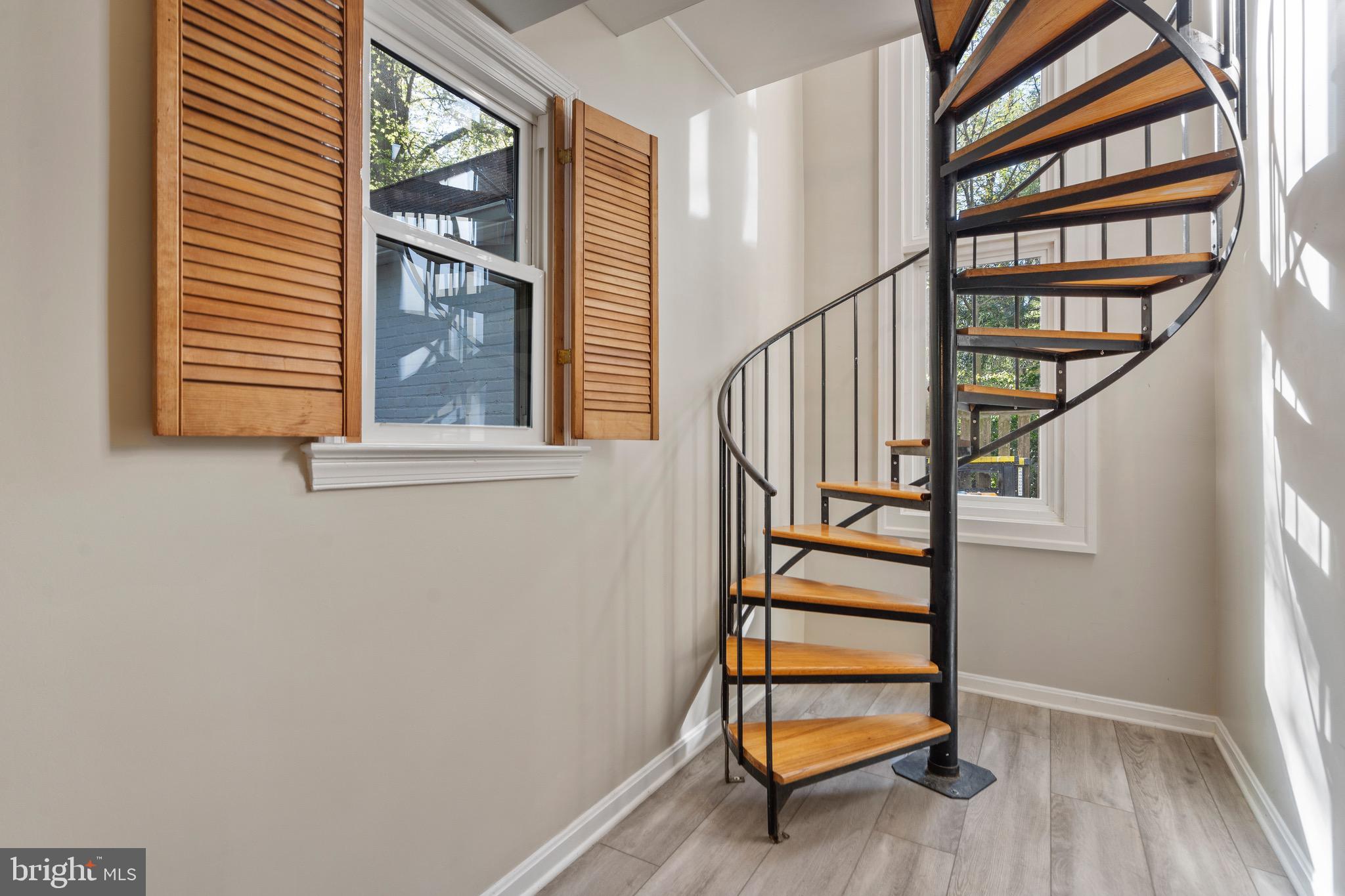 DOVER BALMORAL RIVERWOOD - Residential