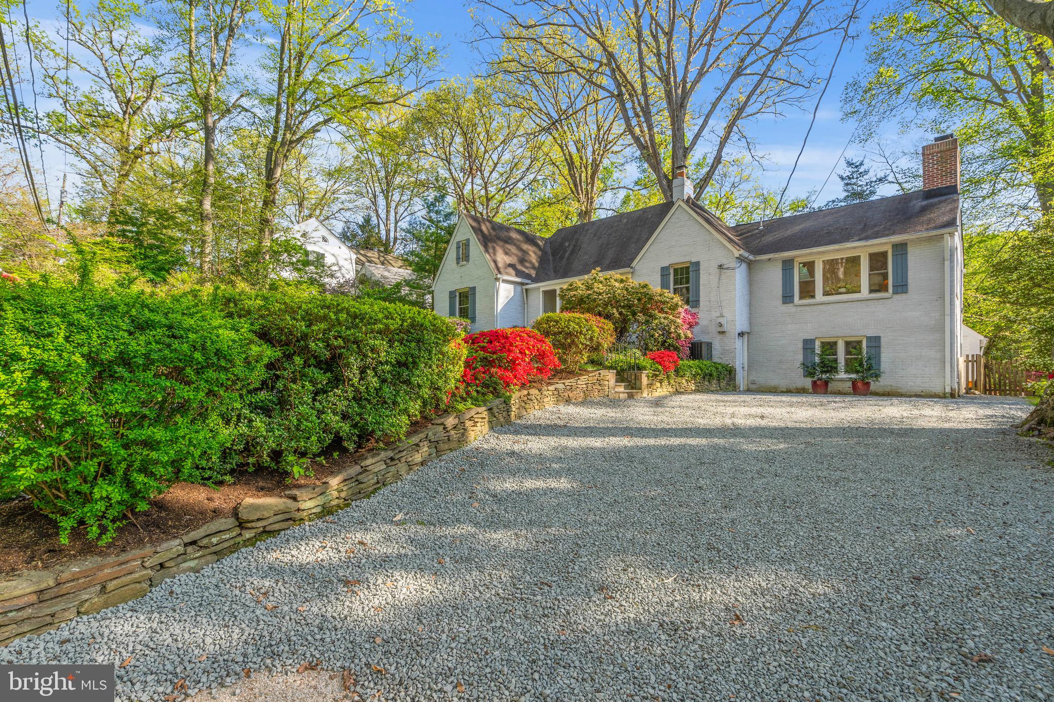 DOVER BALMORAL RIVERWOOD - Residential