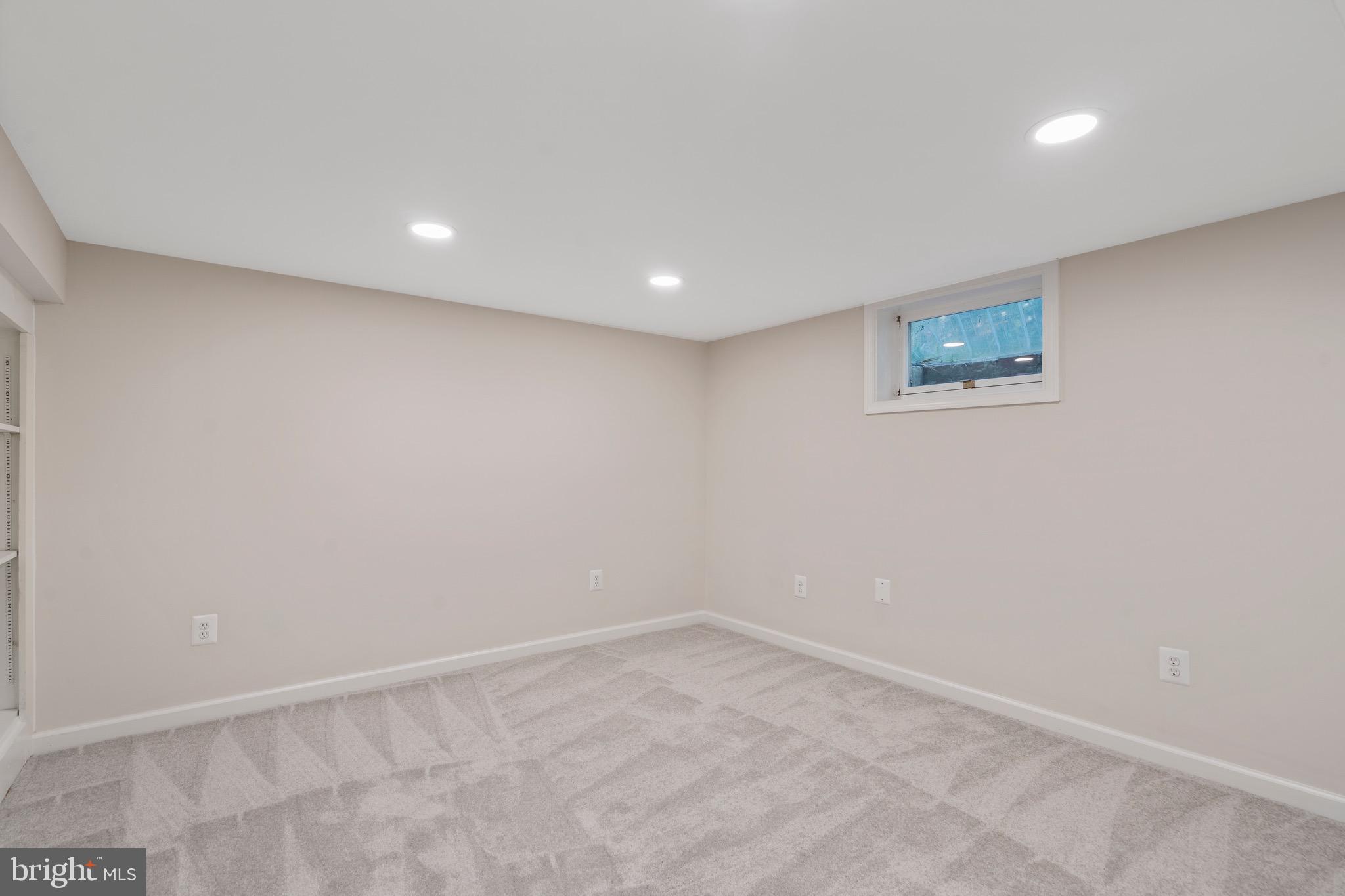 DOVER BALMORAL RIVERWOOD - Residential