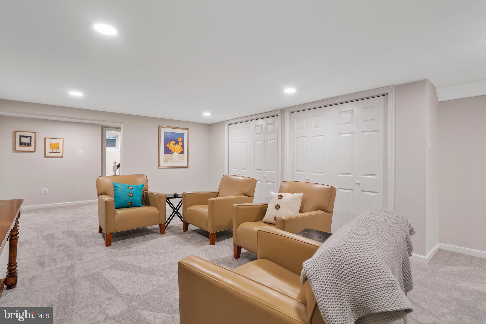 DOVER BALMORAL RIVERWOOD - Residential