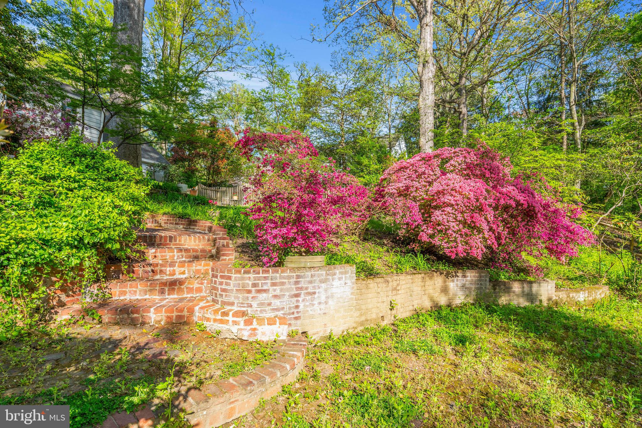 DOVER BALMORAL RIVERWOOD - Residential