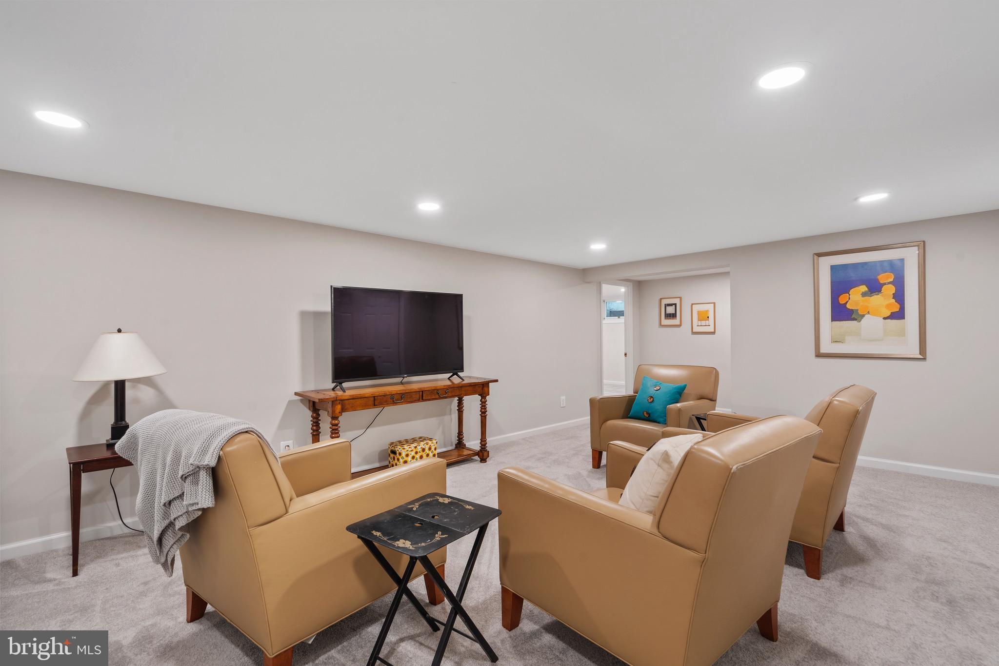 DOVER BALMORAL RIVERWOOD - Residential