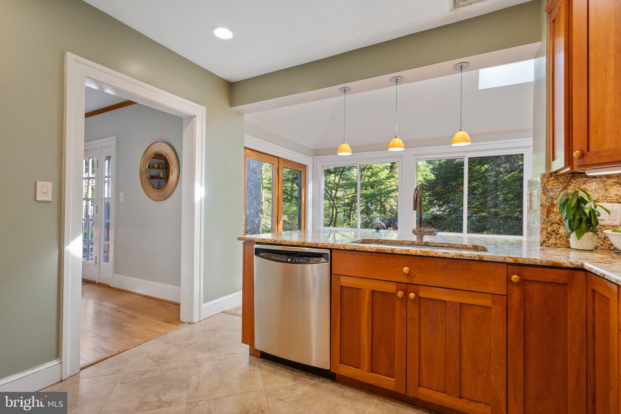 DOVER BALMORAL RIVERWOOD - Residential