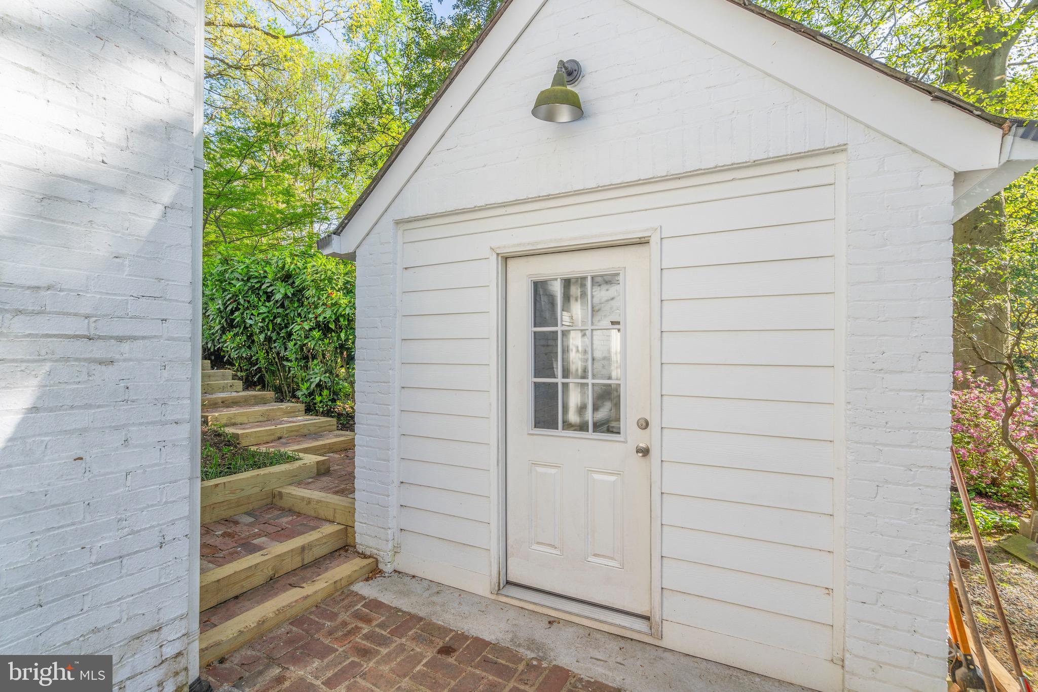 DOVER BALMORAL RIVERWOOD - Residential