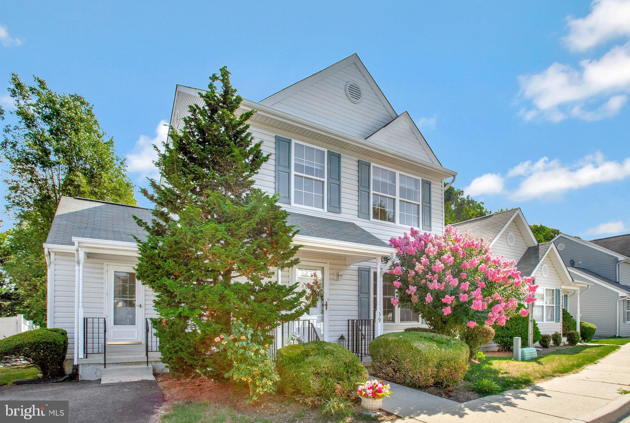 GRAY INN COURT - Residential