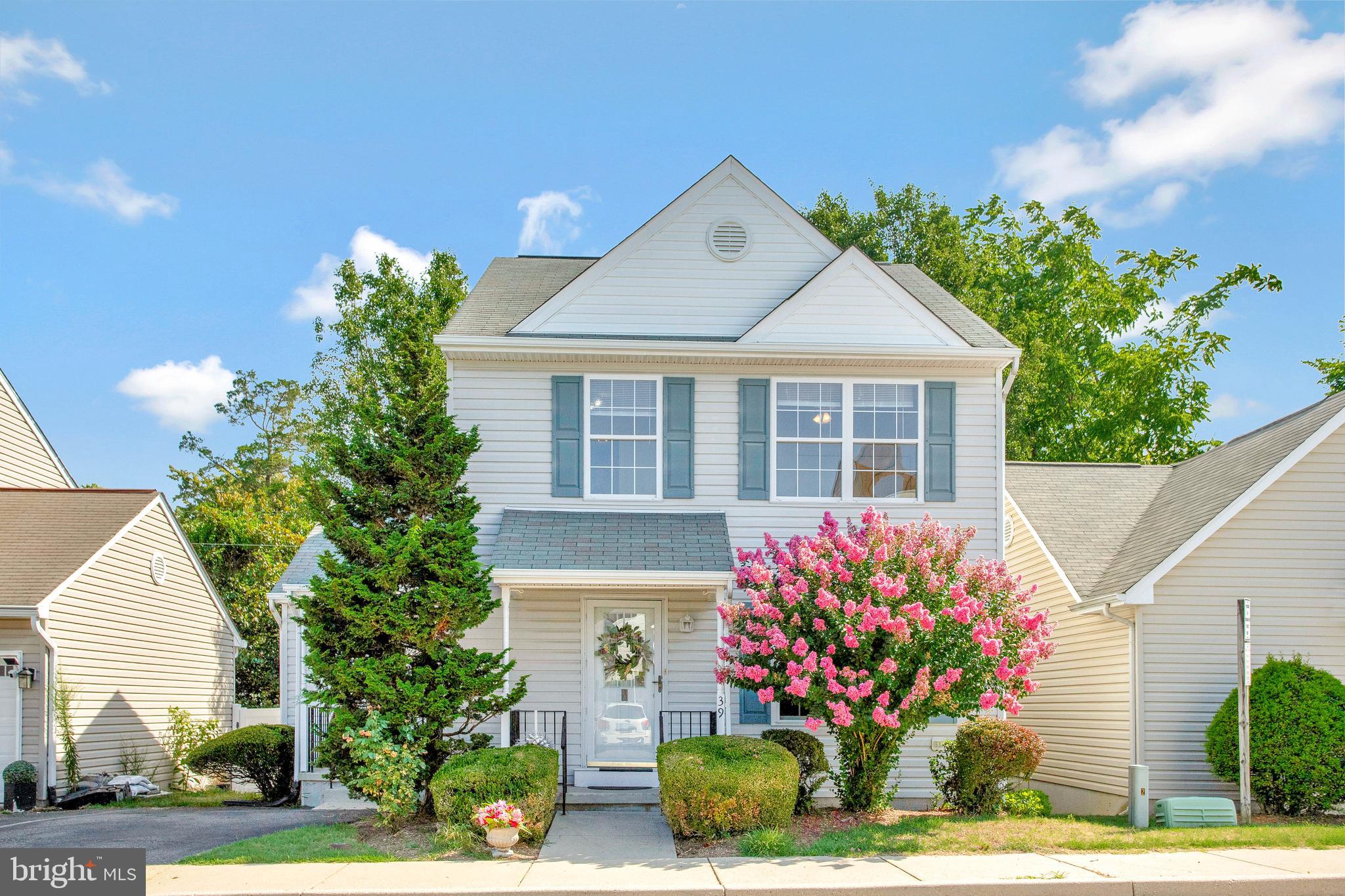 GRAY INN COURT - Residential
