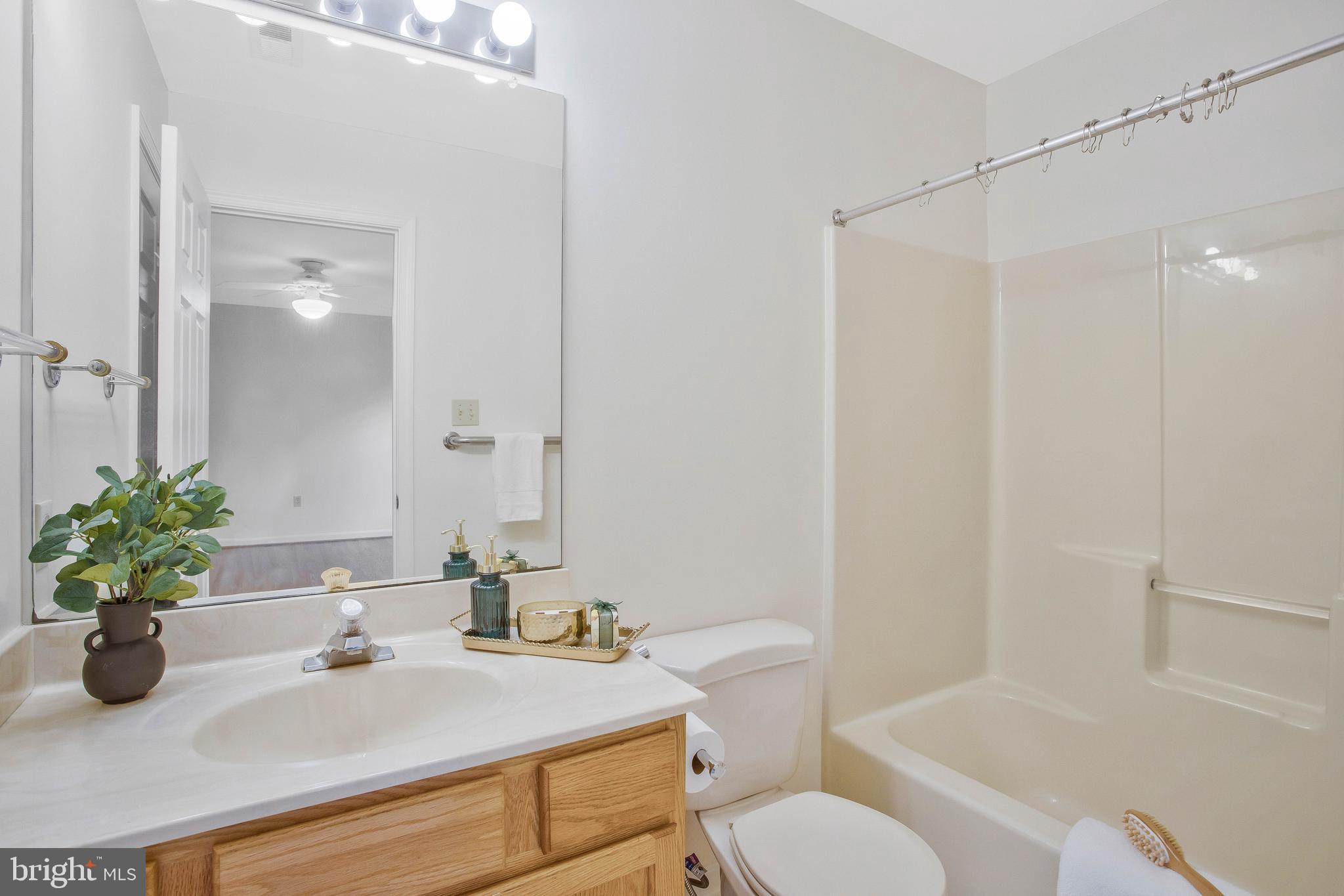 GRAY INN COURT - Residential