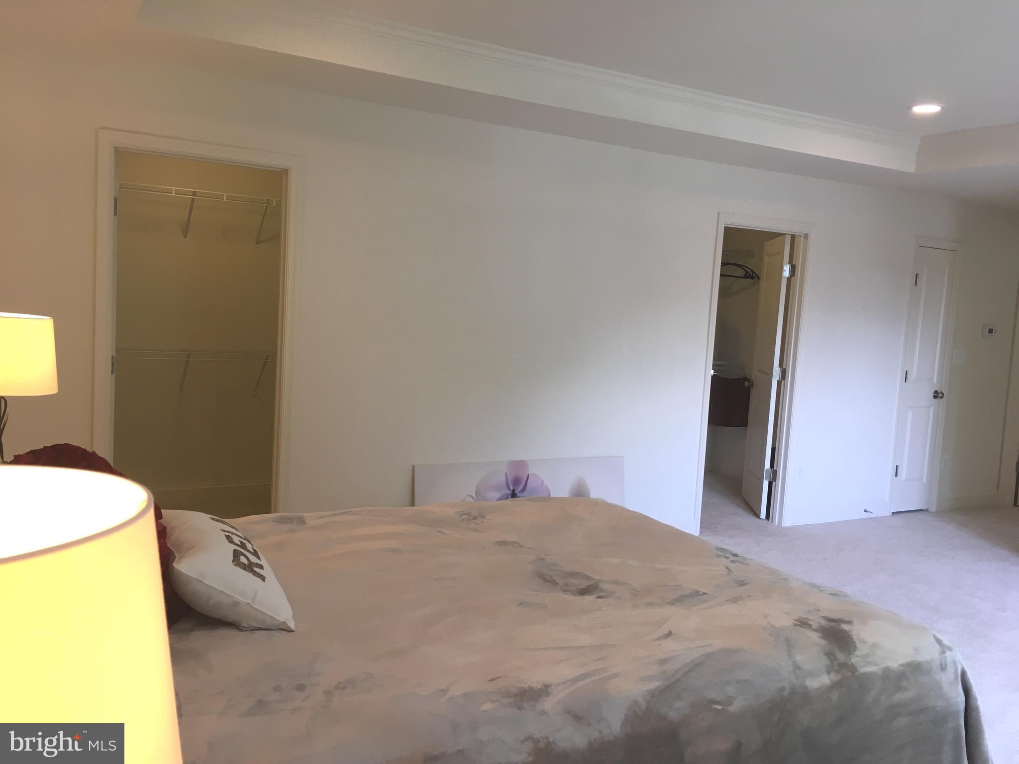 VALLEY VIEW ESTATES - Residential Lease